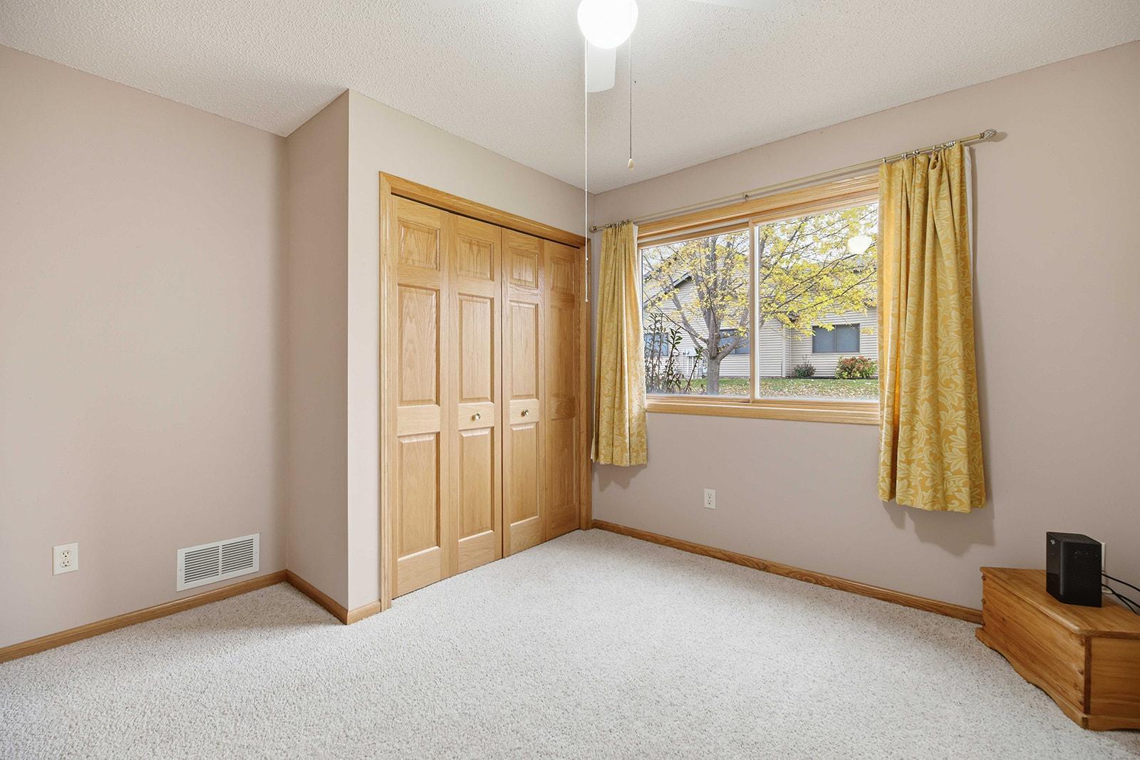 702 Sunset Lane Property Photo 8
