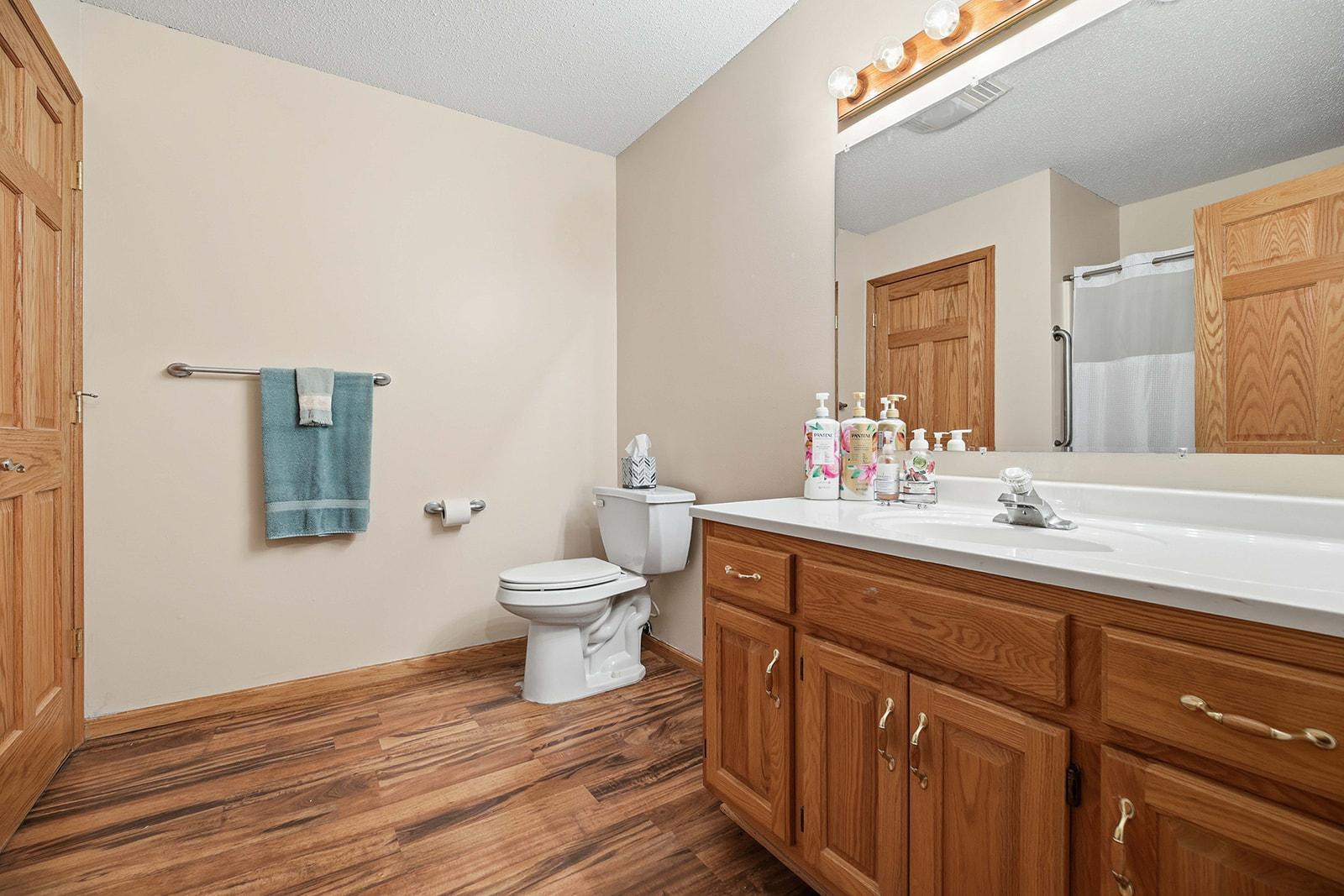 702 Sunset Lane Property Photo 10