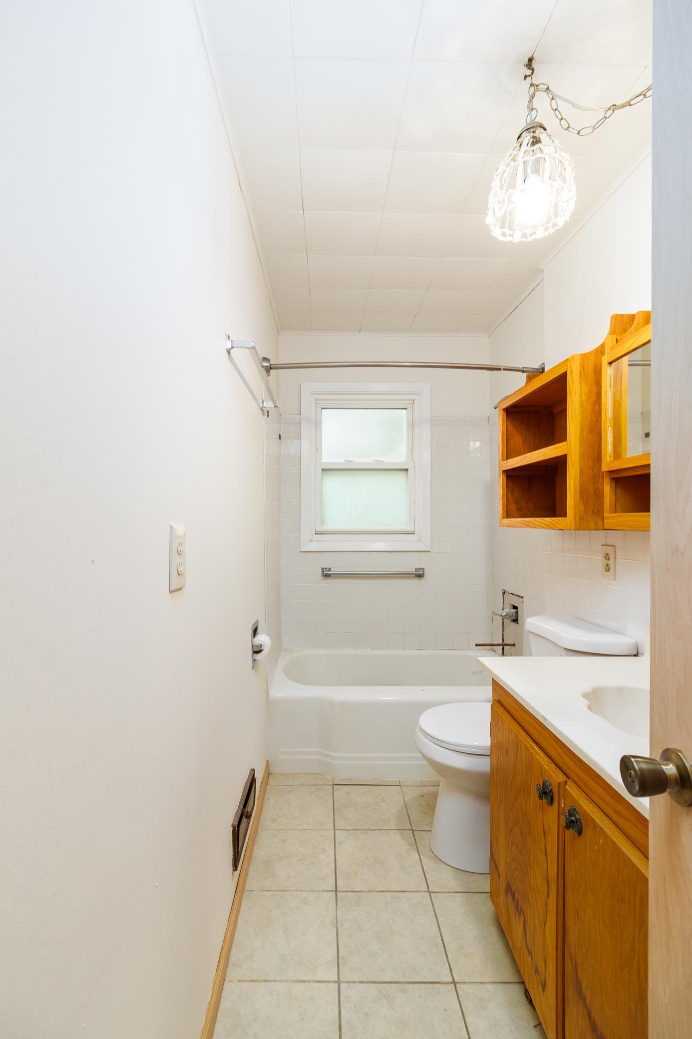 916 34th Avenue N Property Photo 13