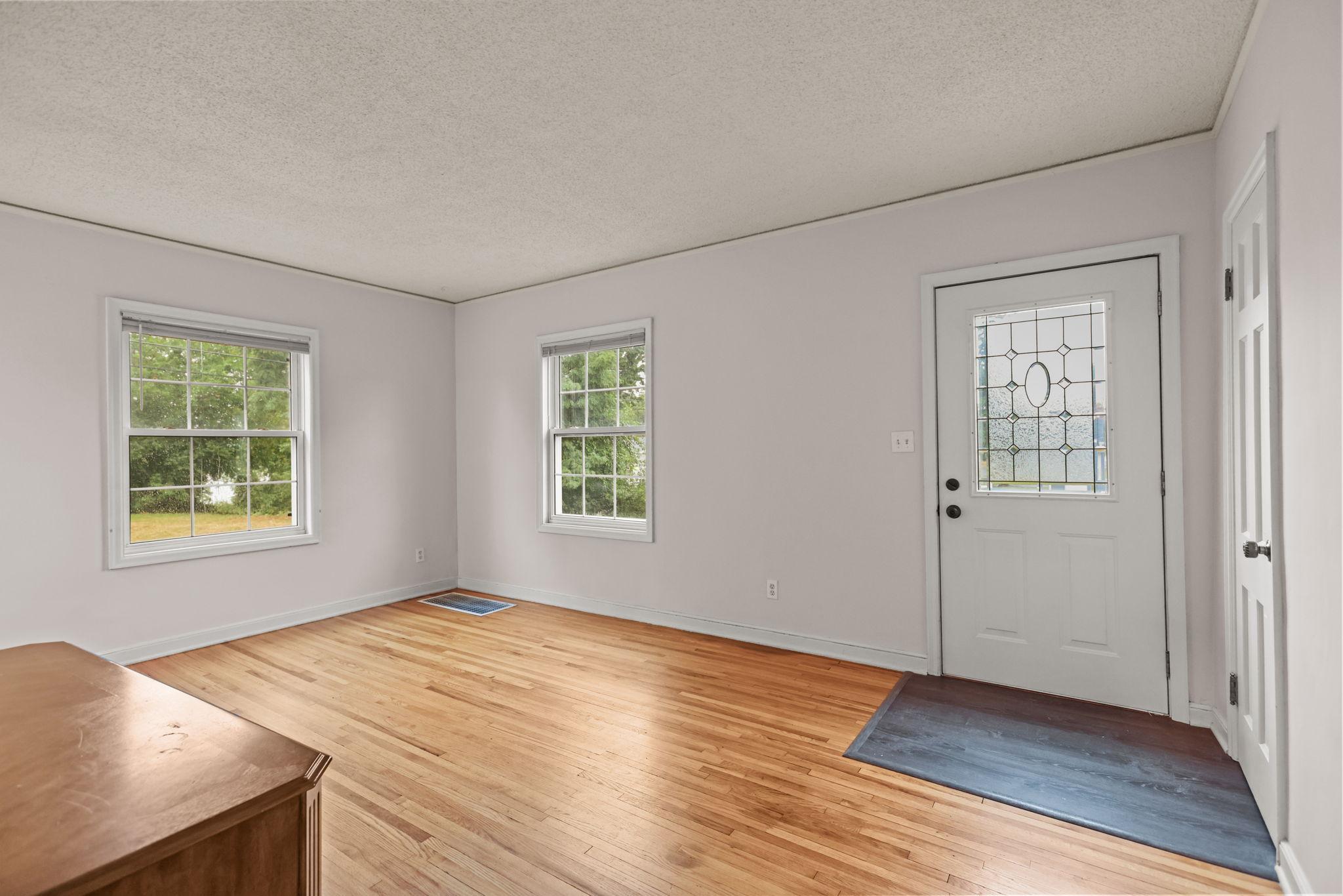 5000 Fairview Avenue N Property Photo 6