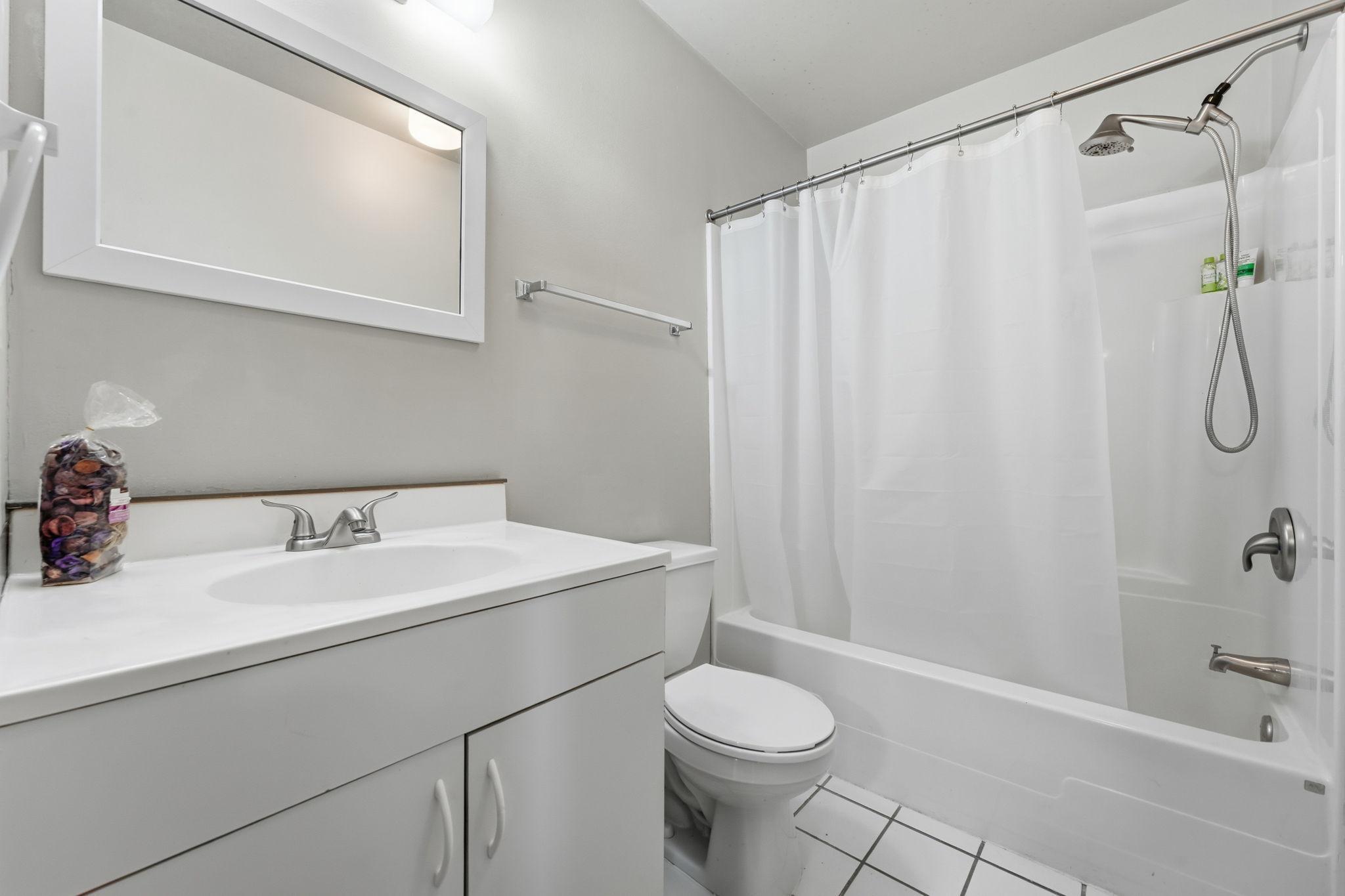 8416 Northern Drive Property Photo 17