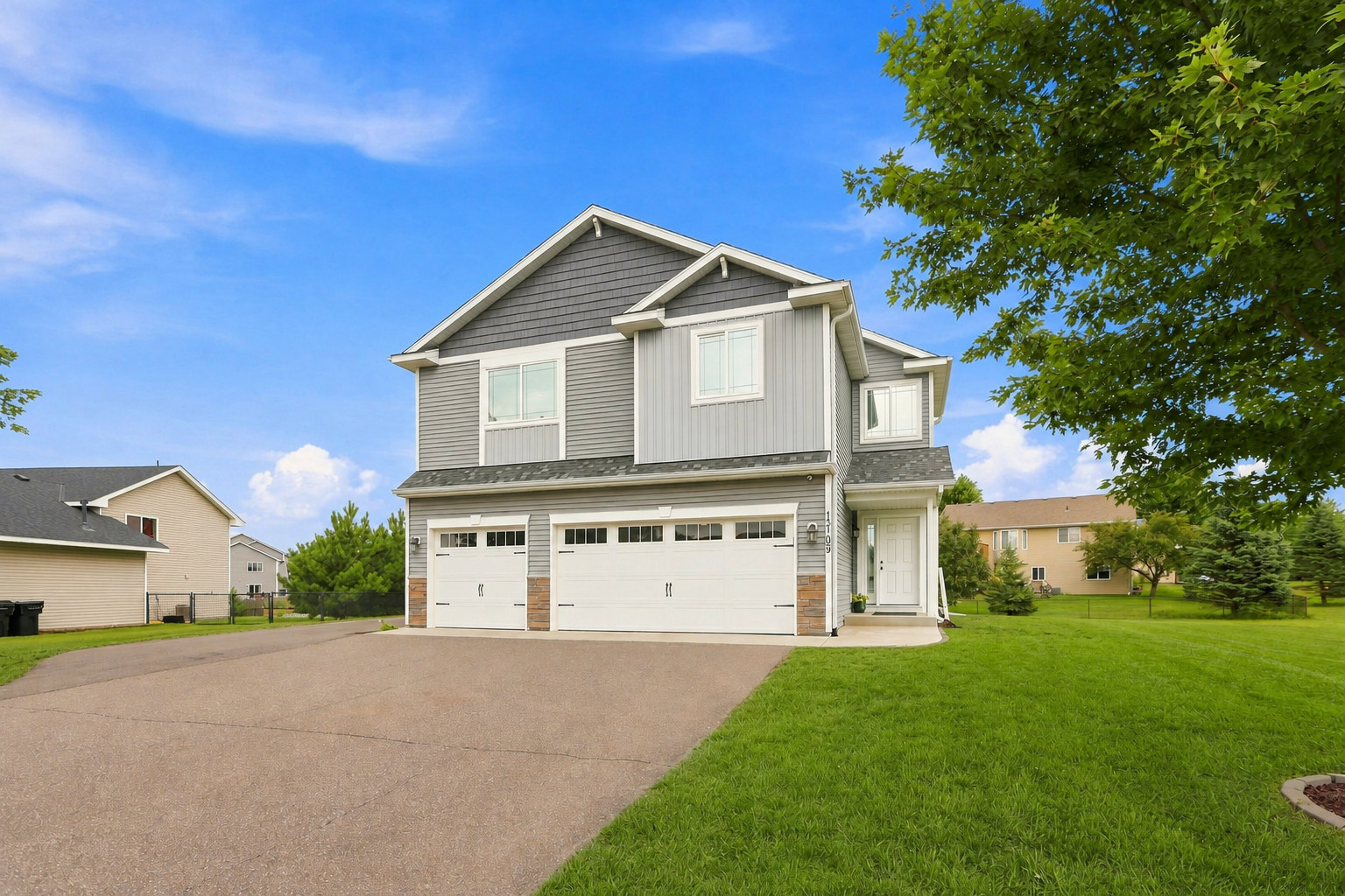 13103 9th Avenue S Property Photo 1
