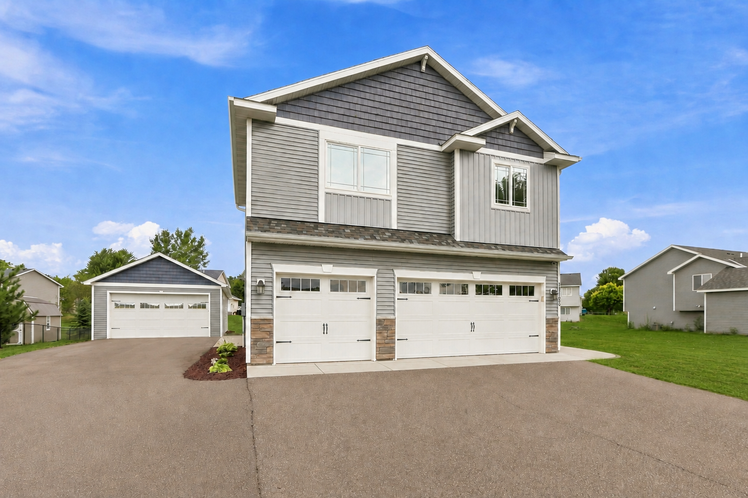 13103 9th Avenue S Property Photo 2
