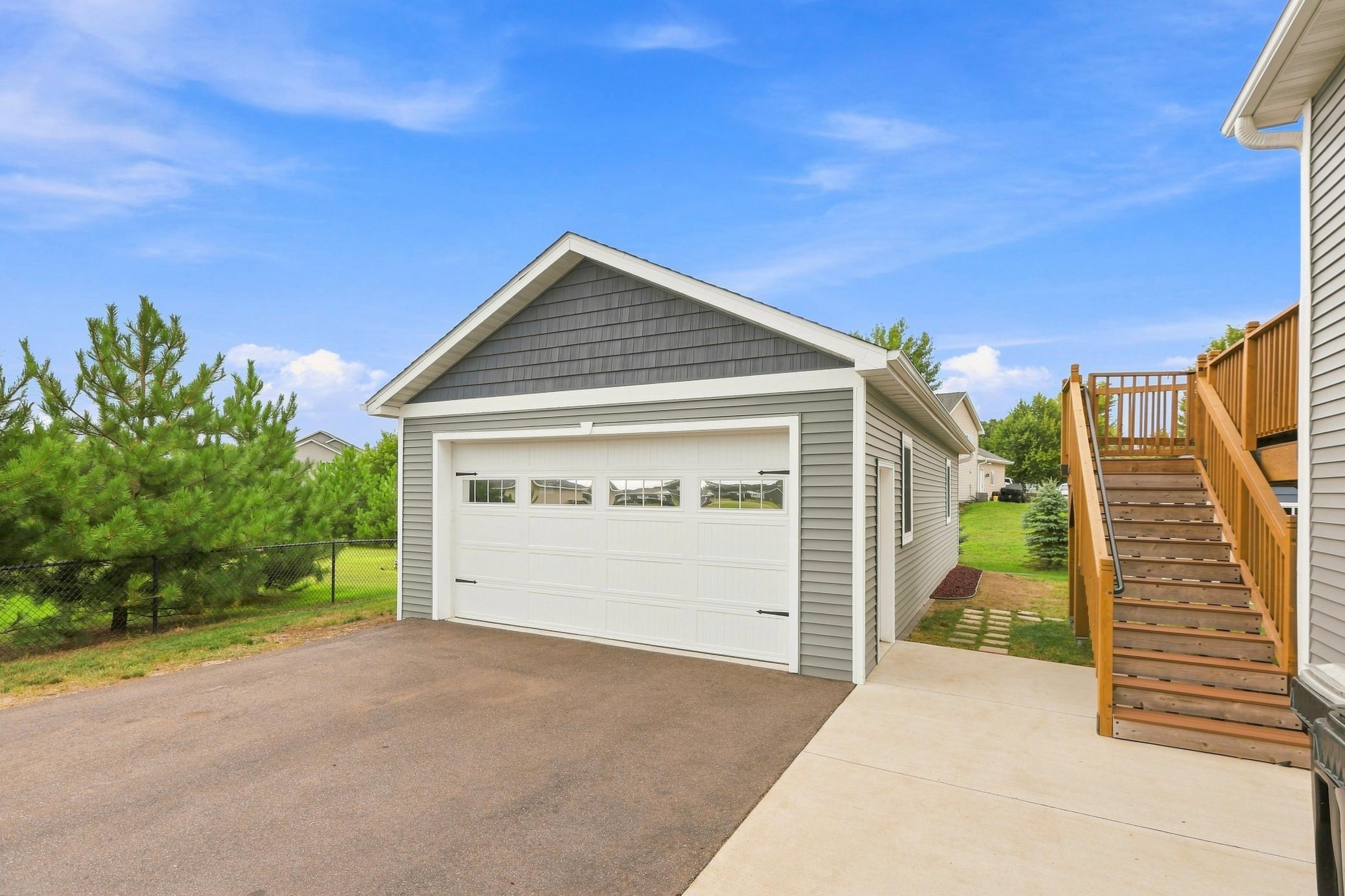 13103 9th Avenue S Property Photo 4