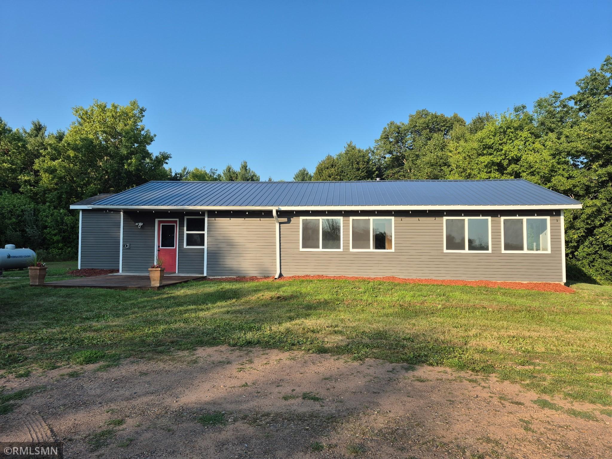56359 Freedom Avenue Property Photo 1