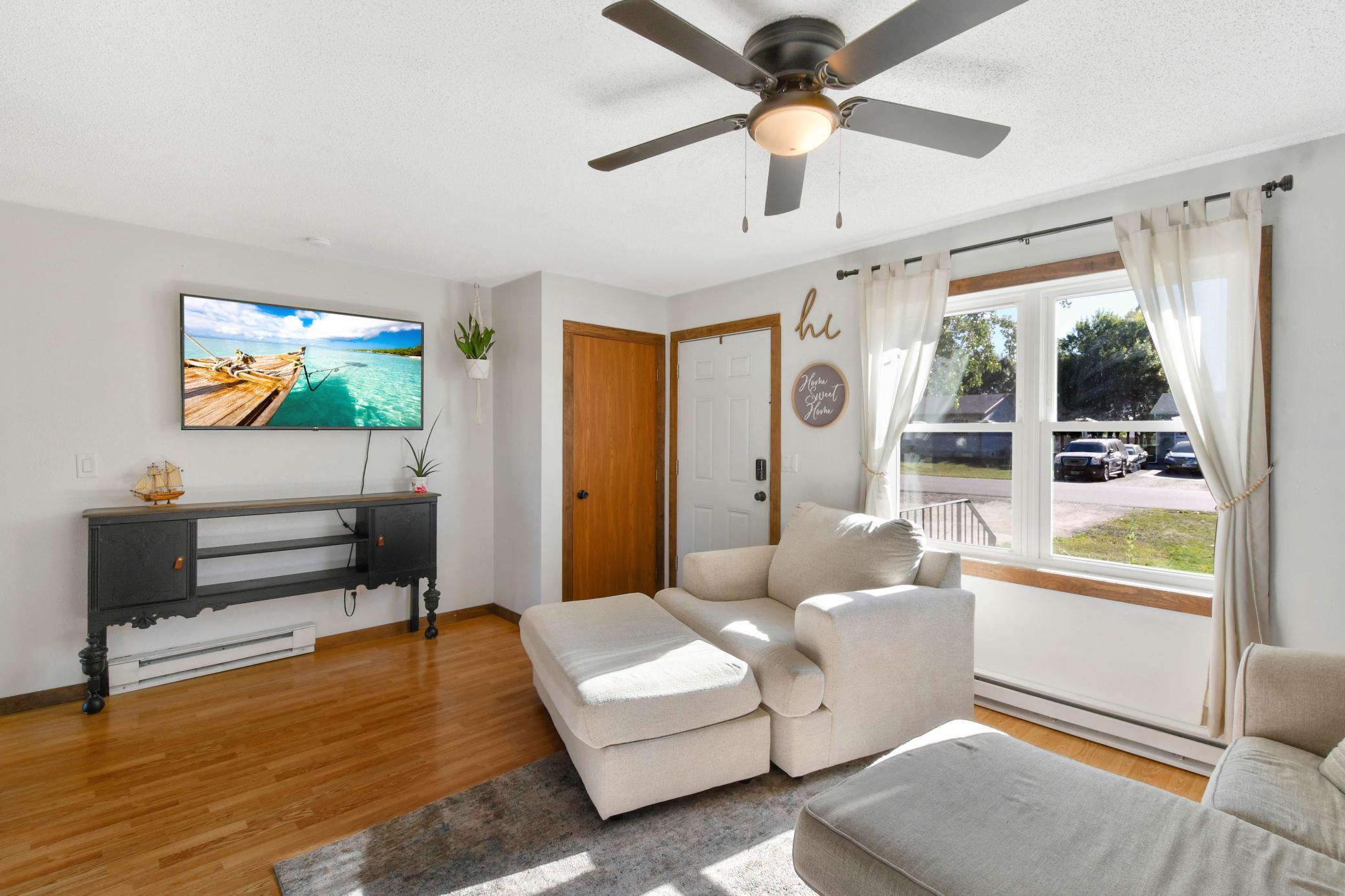 509 4th Street E Property Photo 6