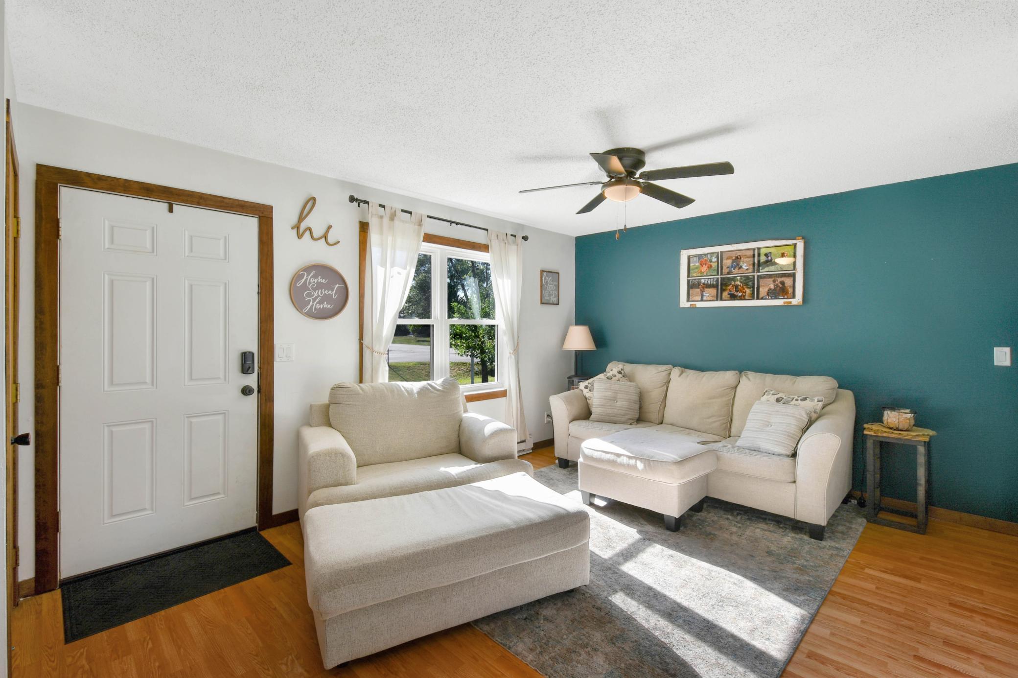 509 4th Street E Property Photo 7