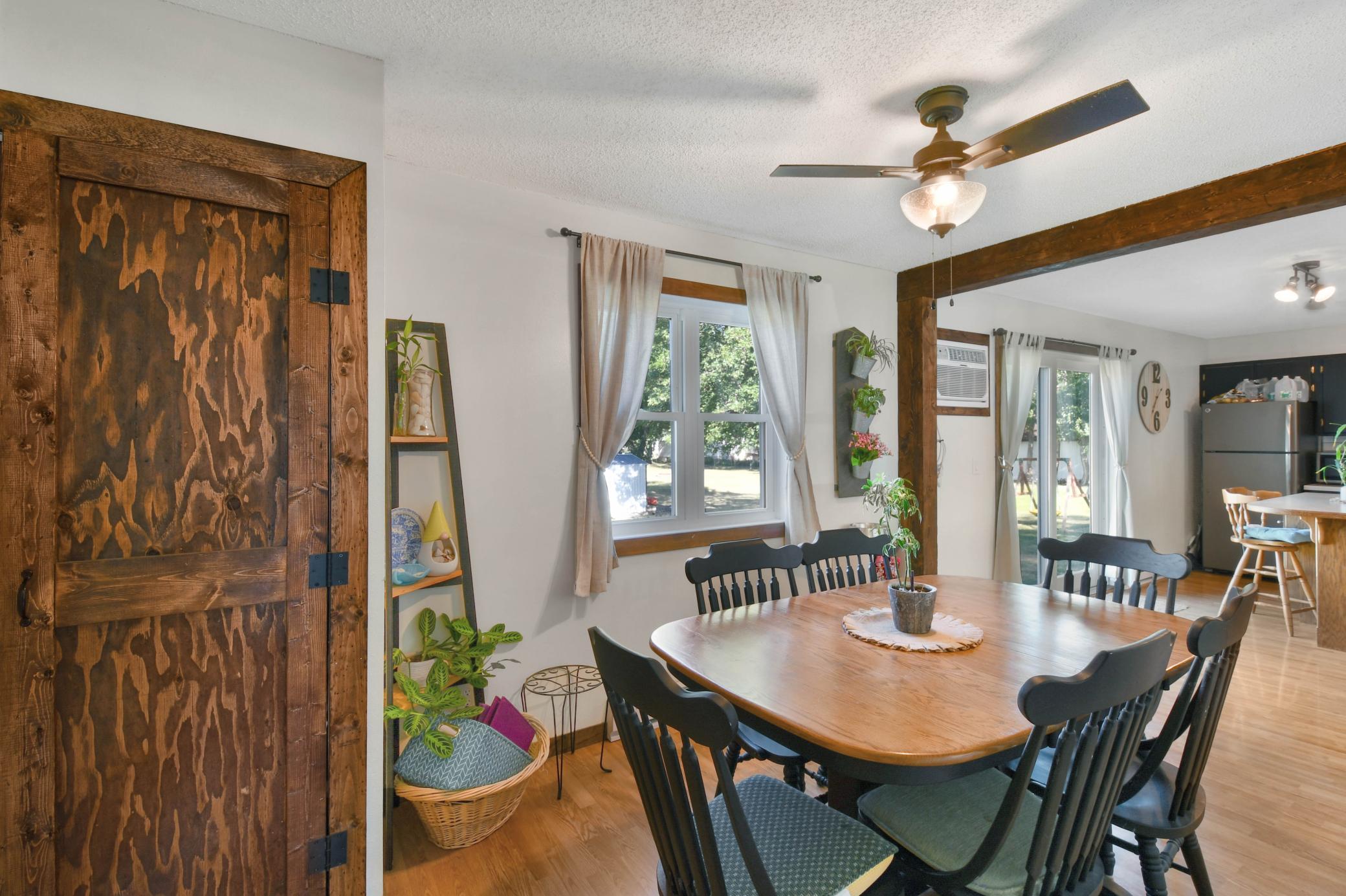 509 4th Street E Property Photo 14