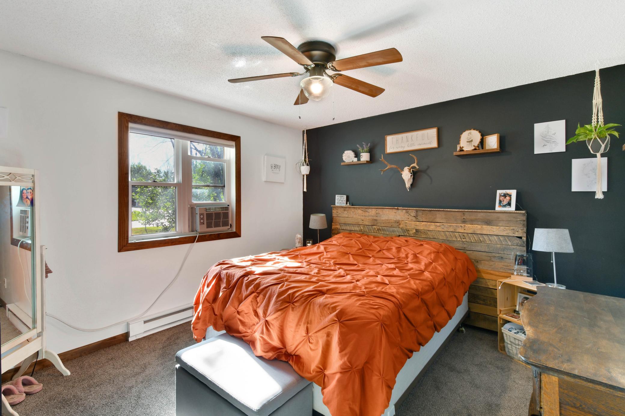 509 4th Street E Property Photo 17