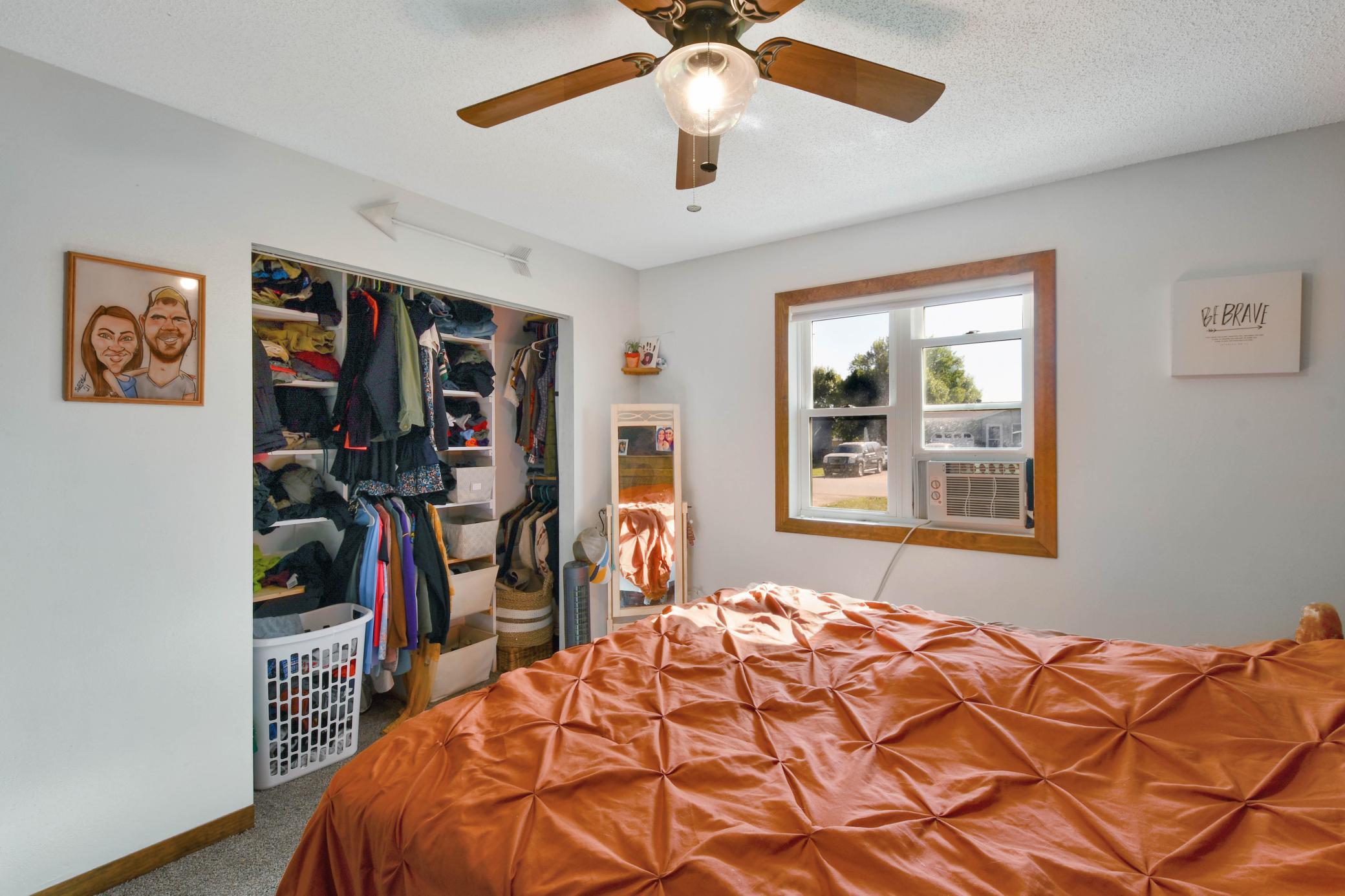 509 4th Street E Property Photo 18