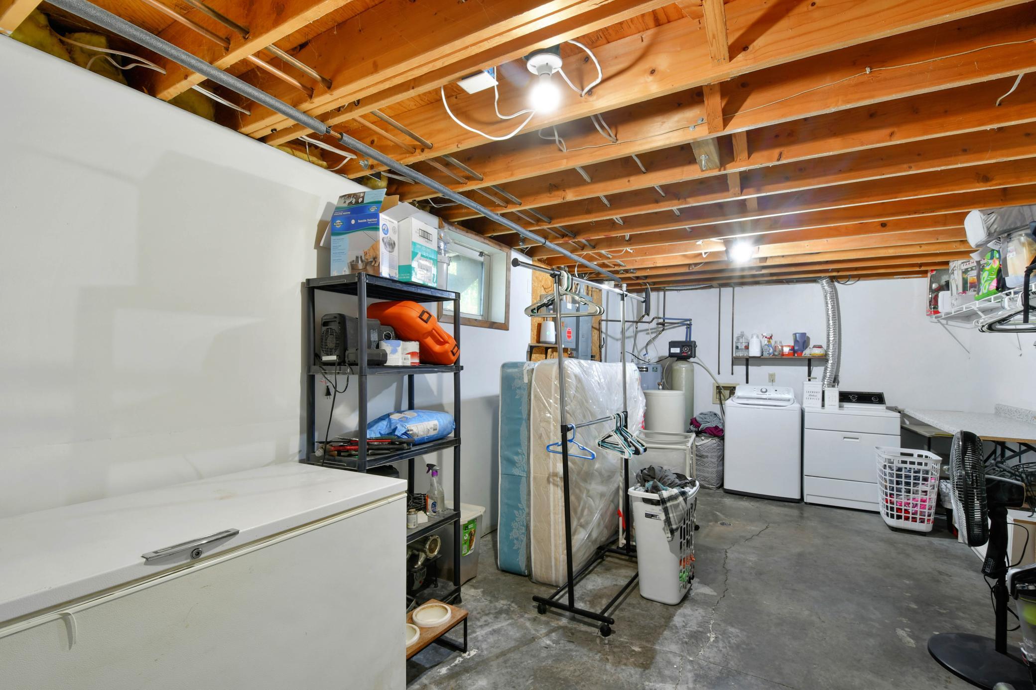 509 4th Street E Property Photo 42
