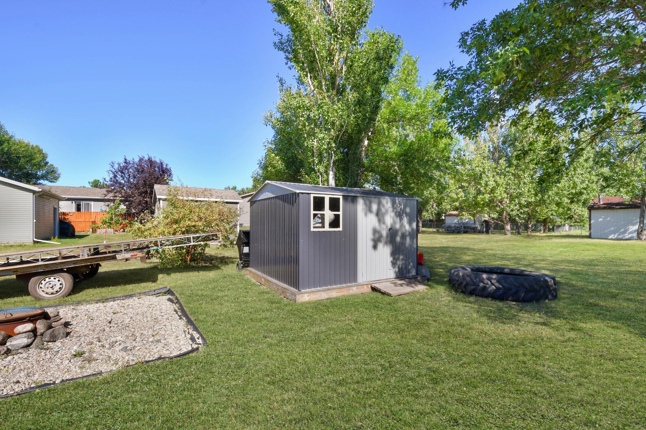 509 4th Street E Property Photo 52