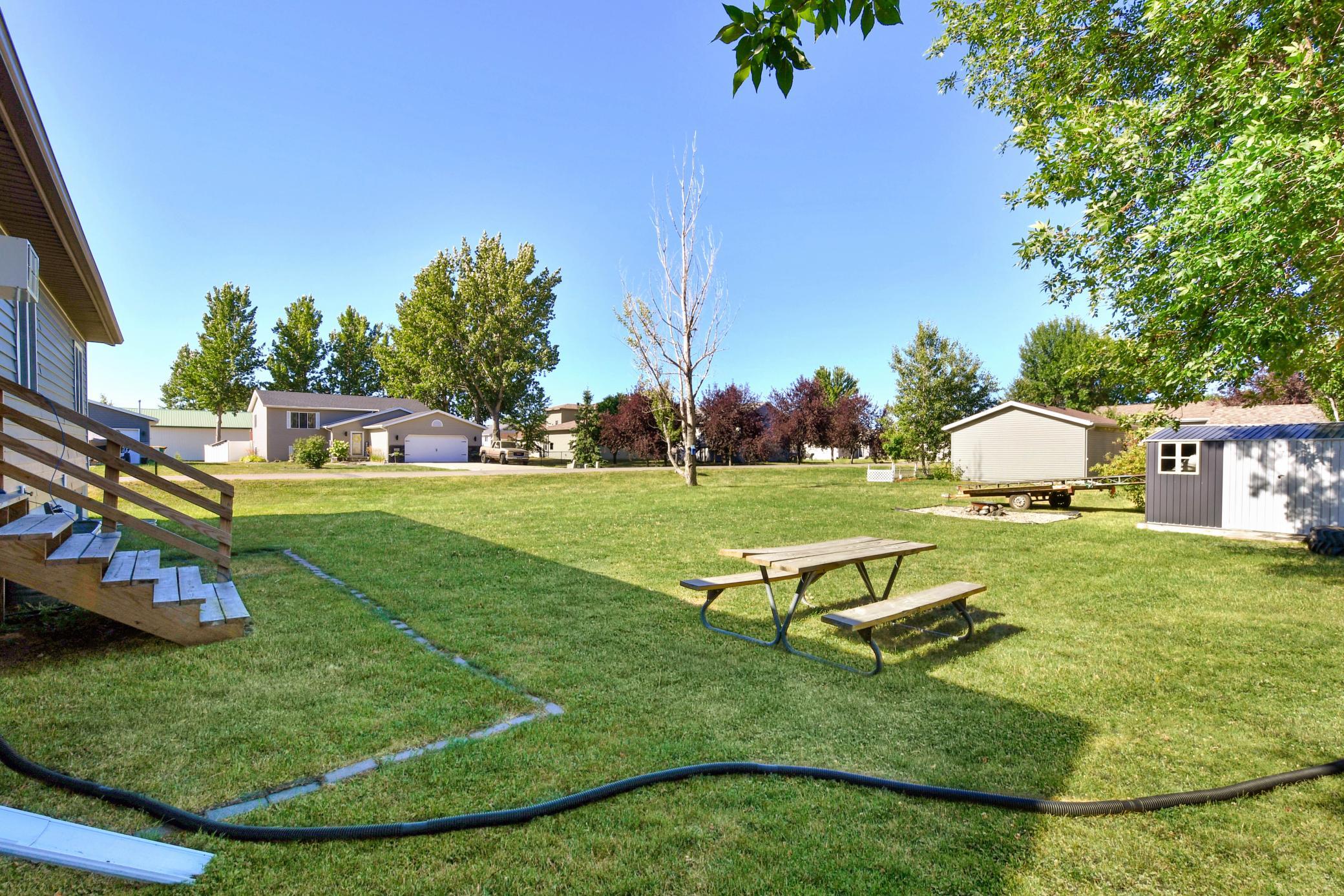 509 4th Street E Property Photo 54