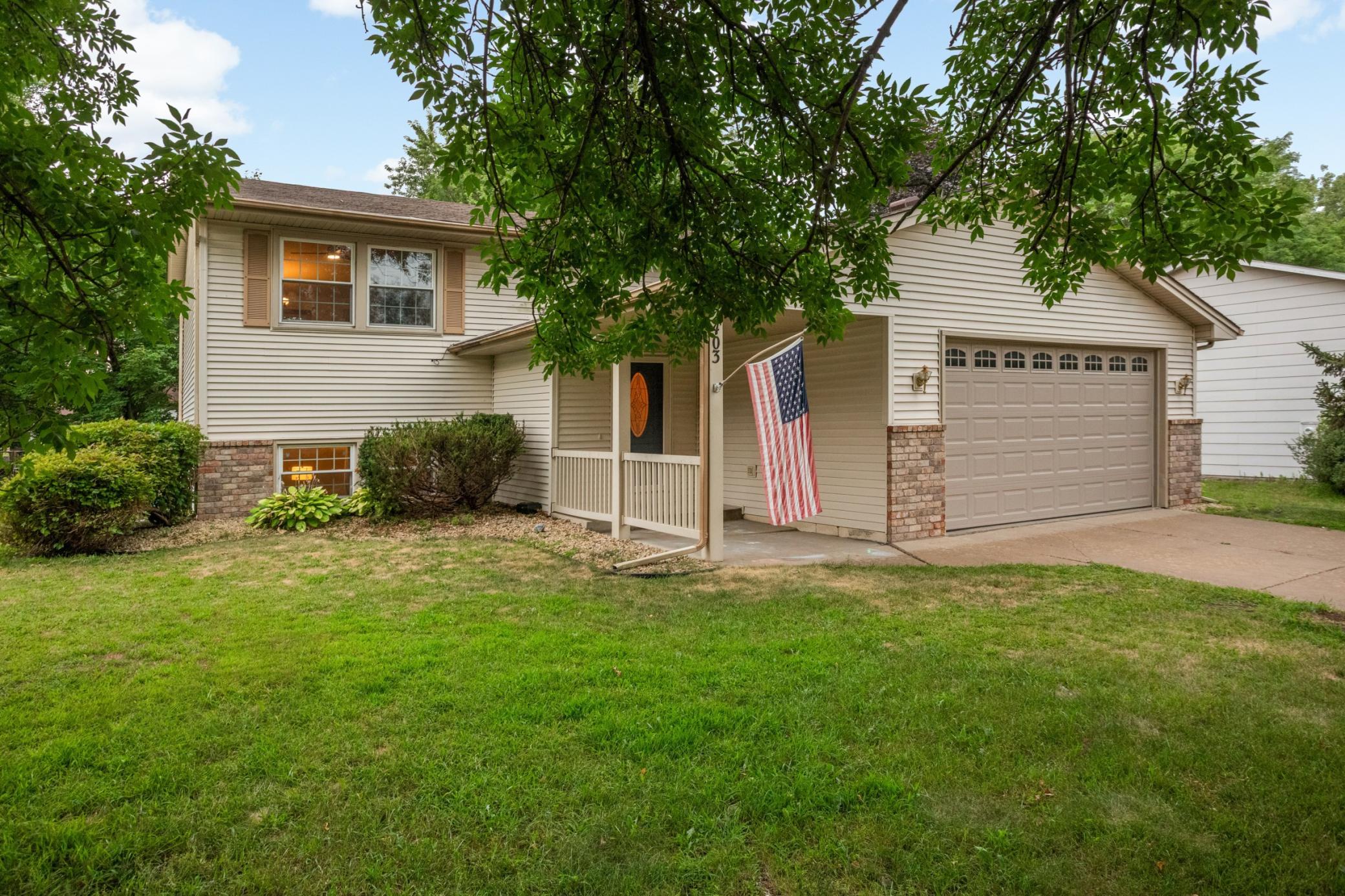 2403 96th Way Property Photo 1