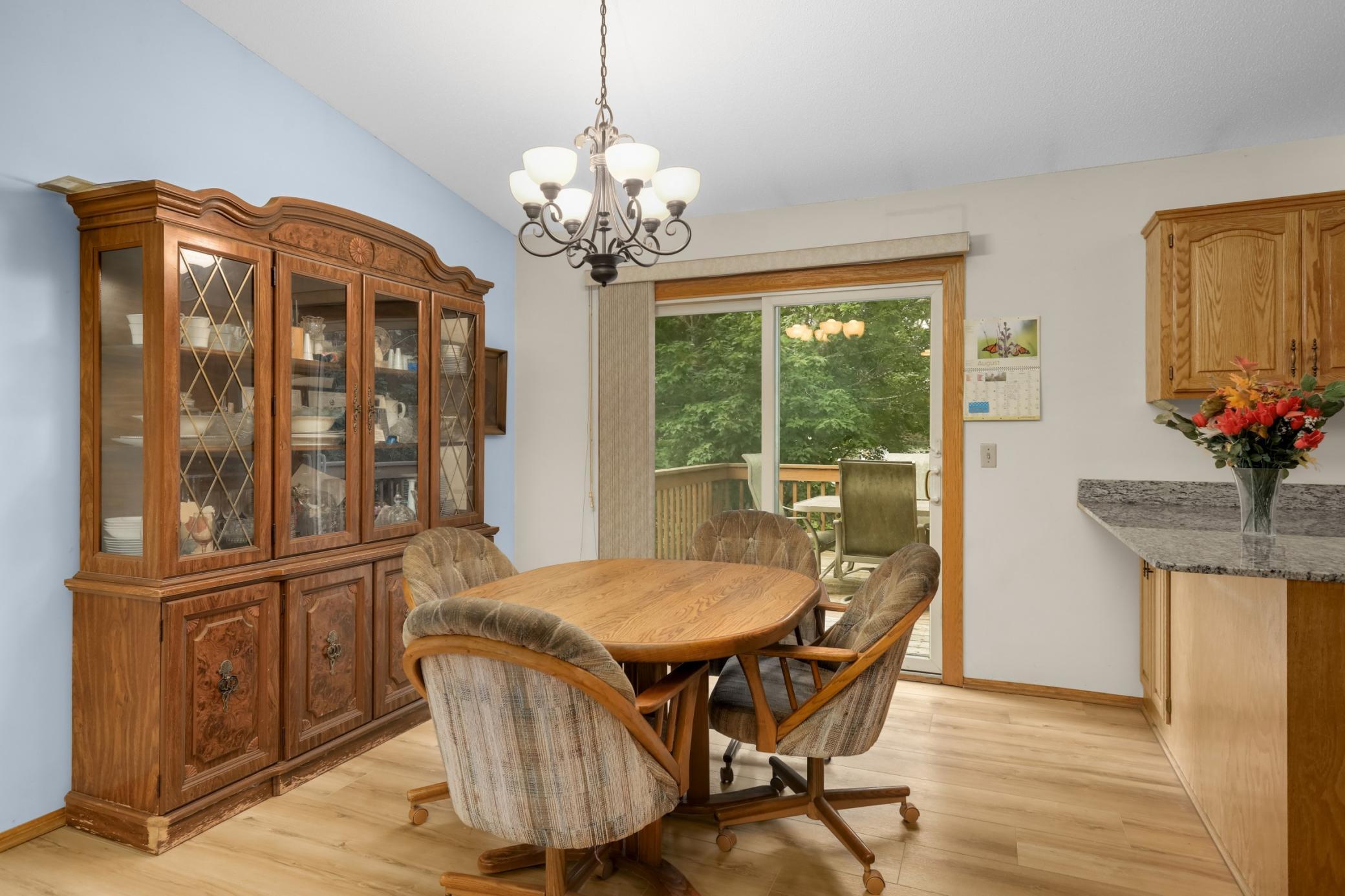 2403 96th Way Property Photo 5