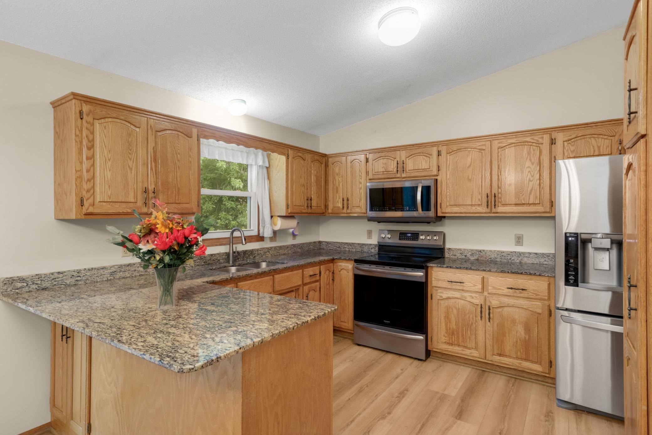 2403 96th Way Property Photo 7