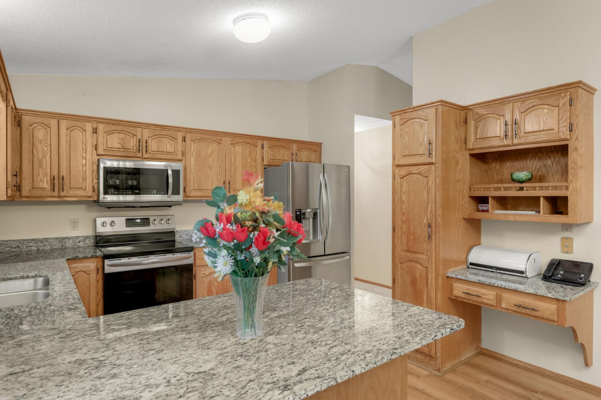 2403 96th Way Property Photo 8