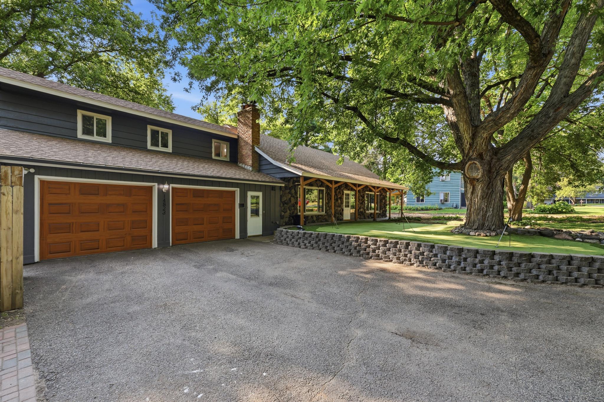 14823 Walker Place Property Photo 3