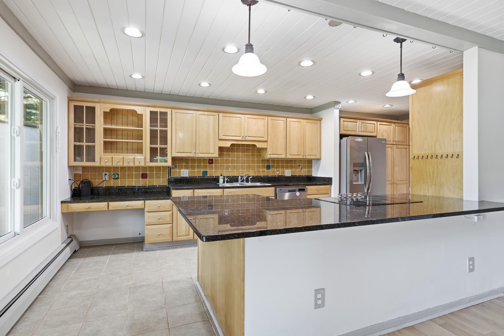 14823 Walker Place Property Photo 11