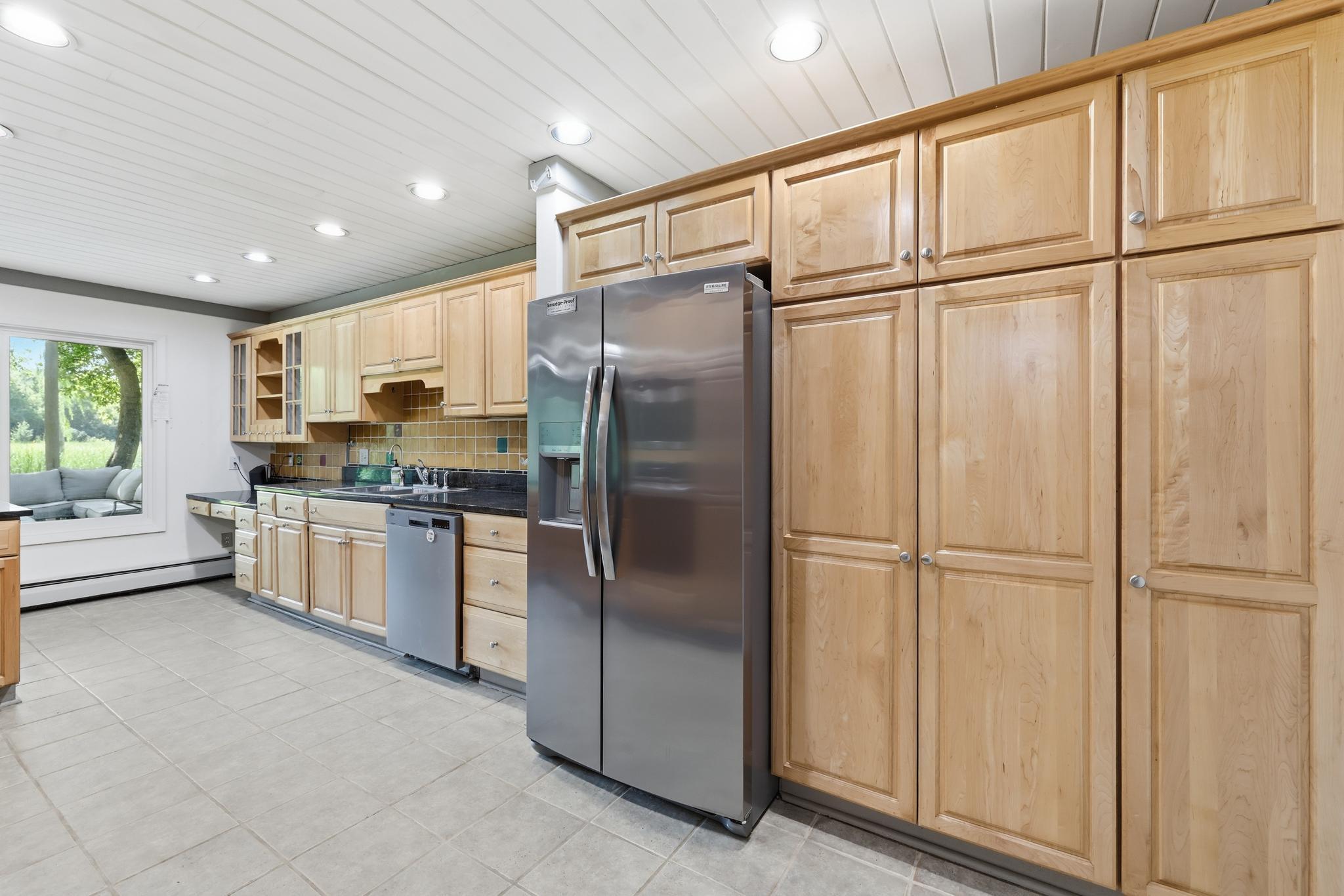 14823 Walker Place Property Photo 12