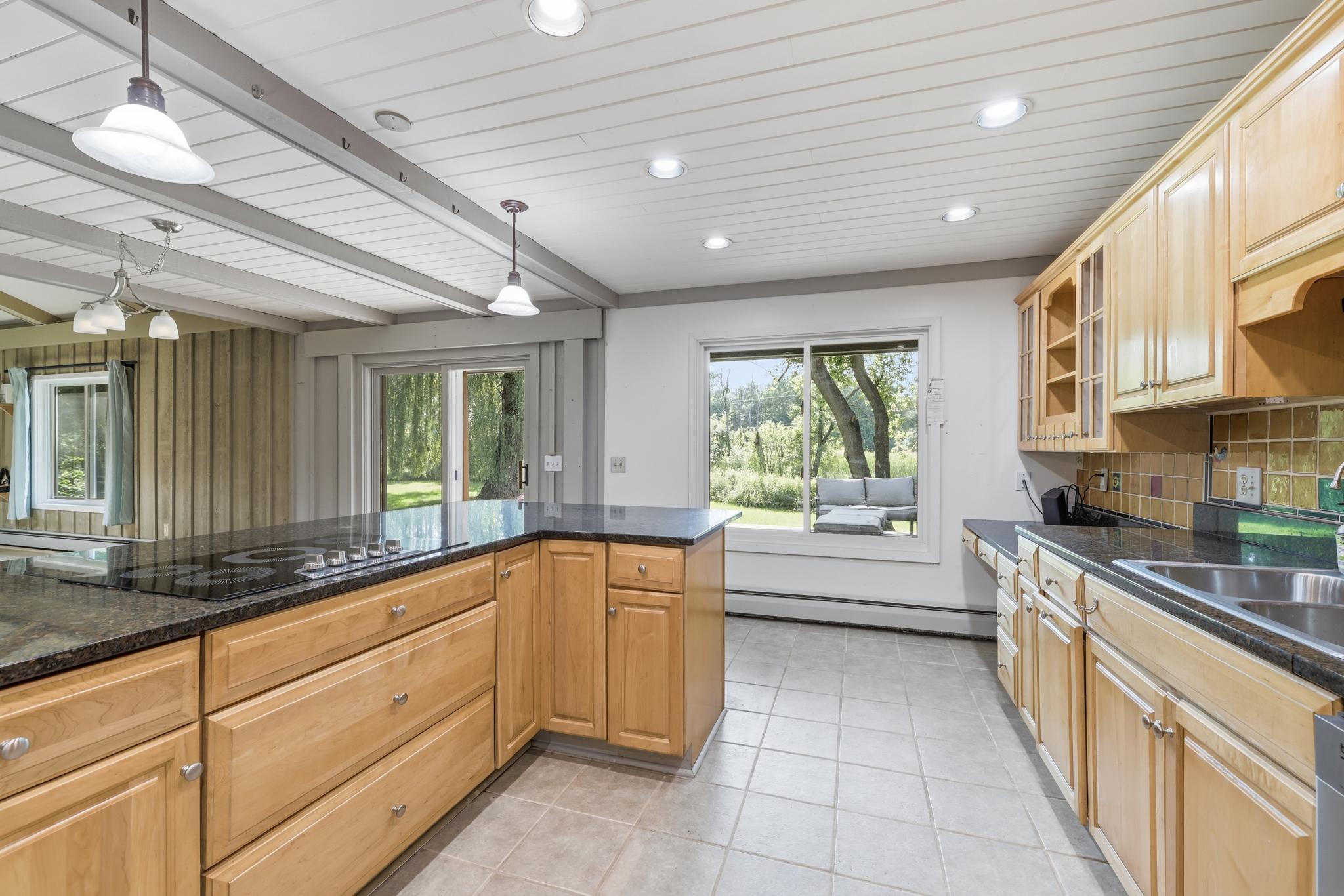 14823 Walker Place Property Photo 13