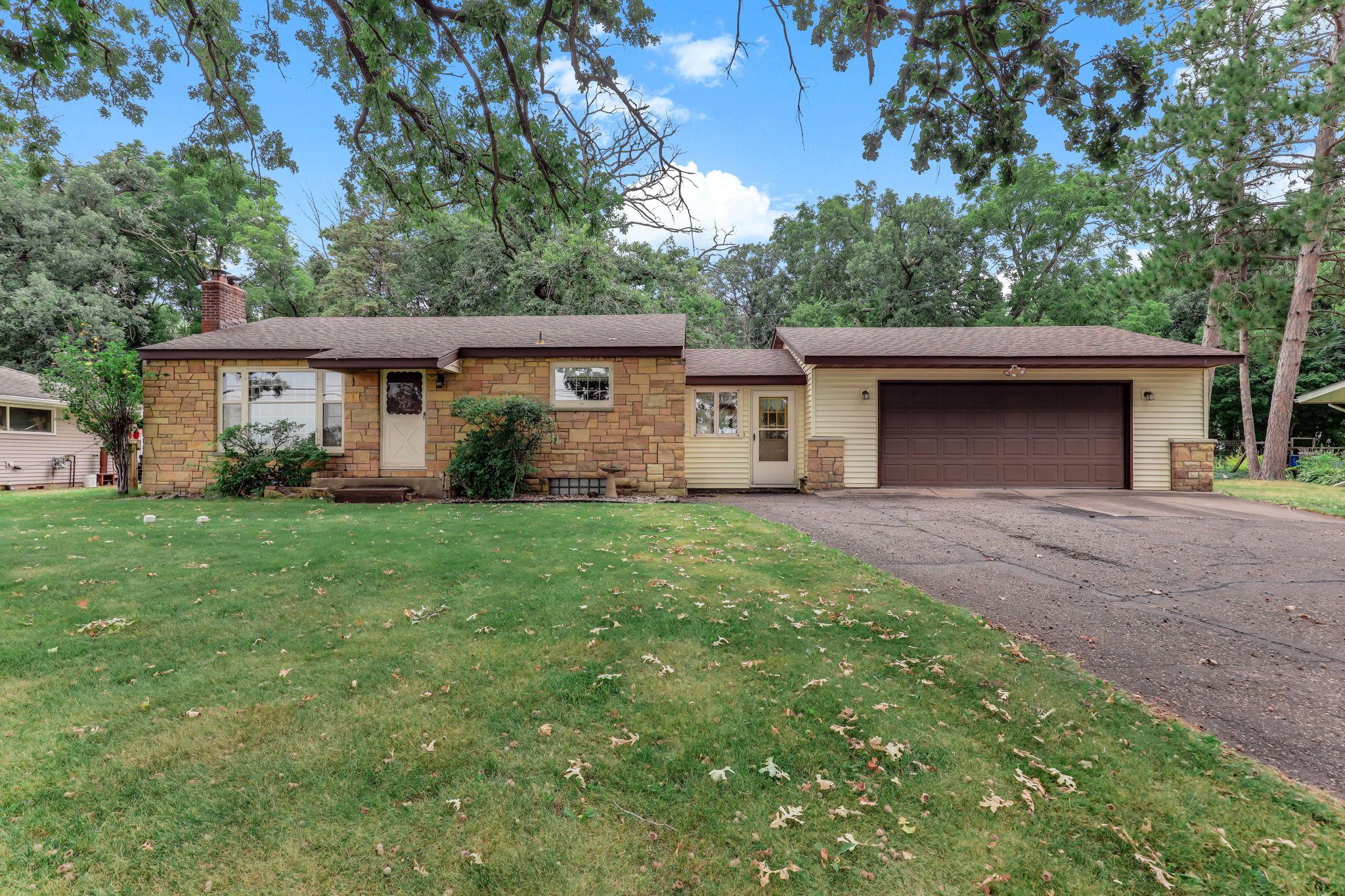 13176 Point Douglas Drive S Property Photo 2