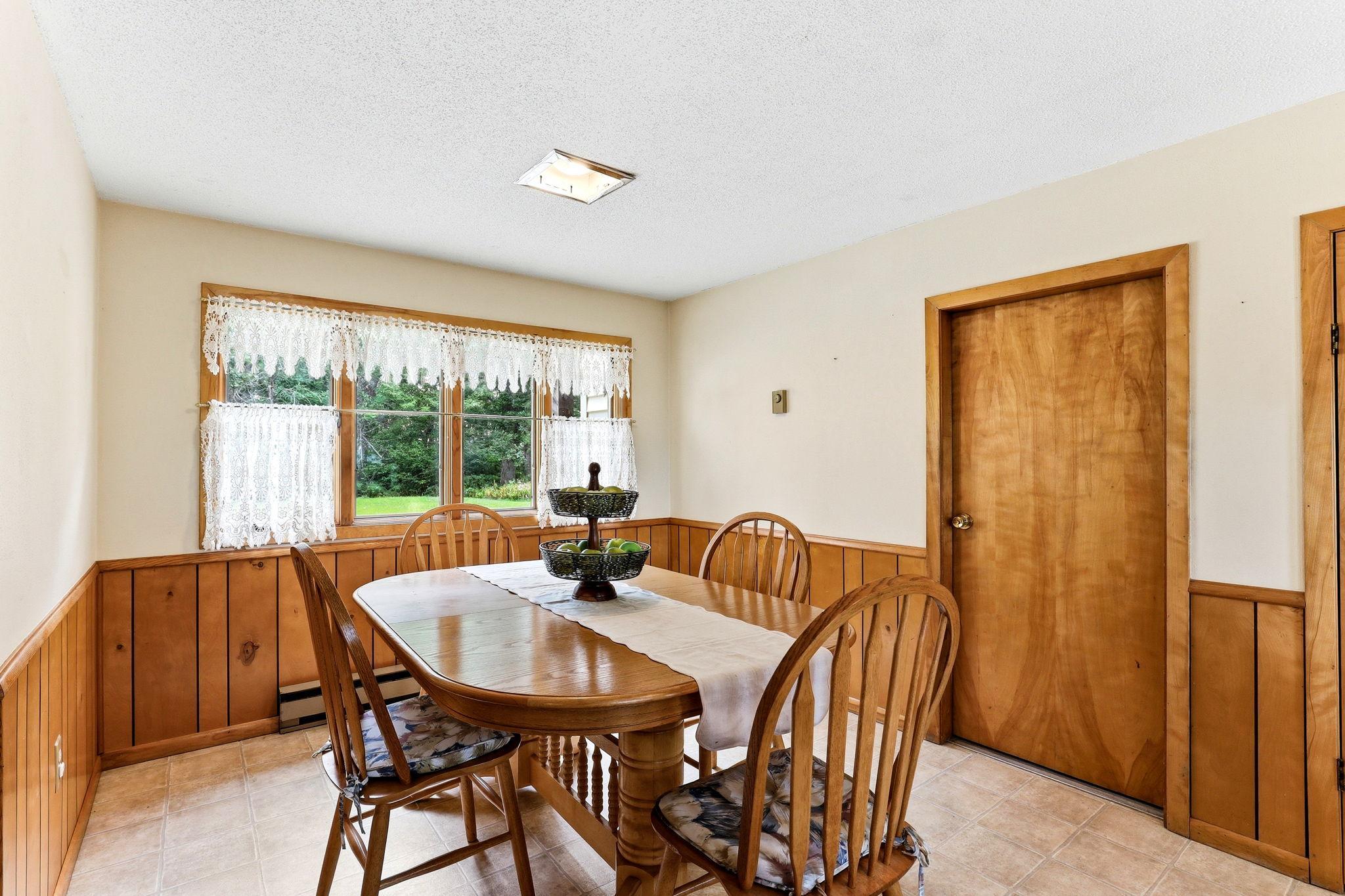 13176 Point Douglas Drive S Property Photo 11