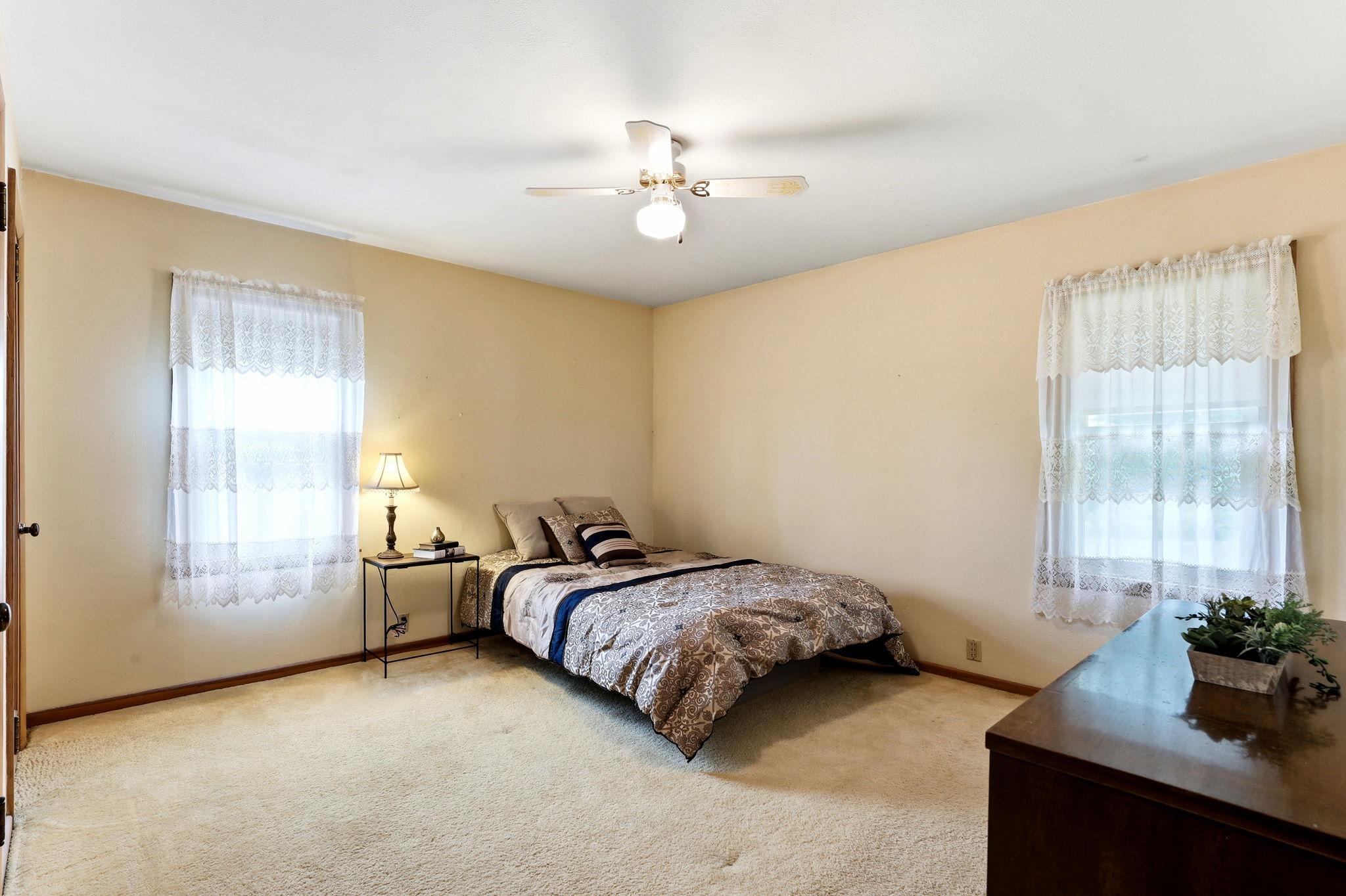 13176 Point Douglas Drive S Property Photo 13