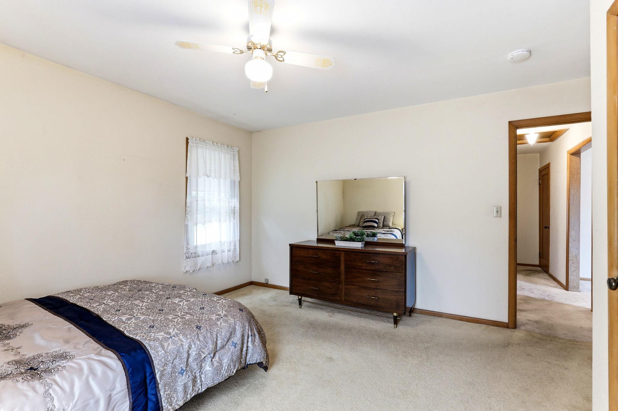 13176 Point Douglas Drive S Property Photo 15