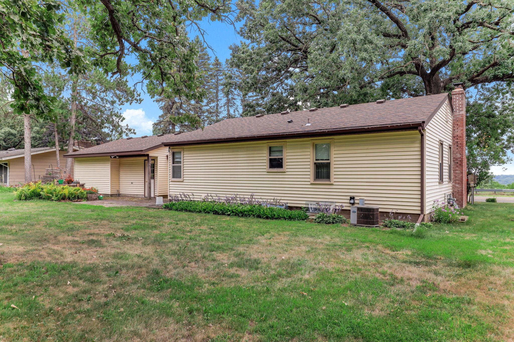 13176 Point Douglas Drive S Property Photo 27