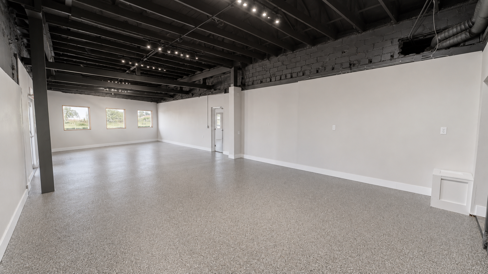 112 Highway Avenue S Property Photo 28