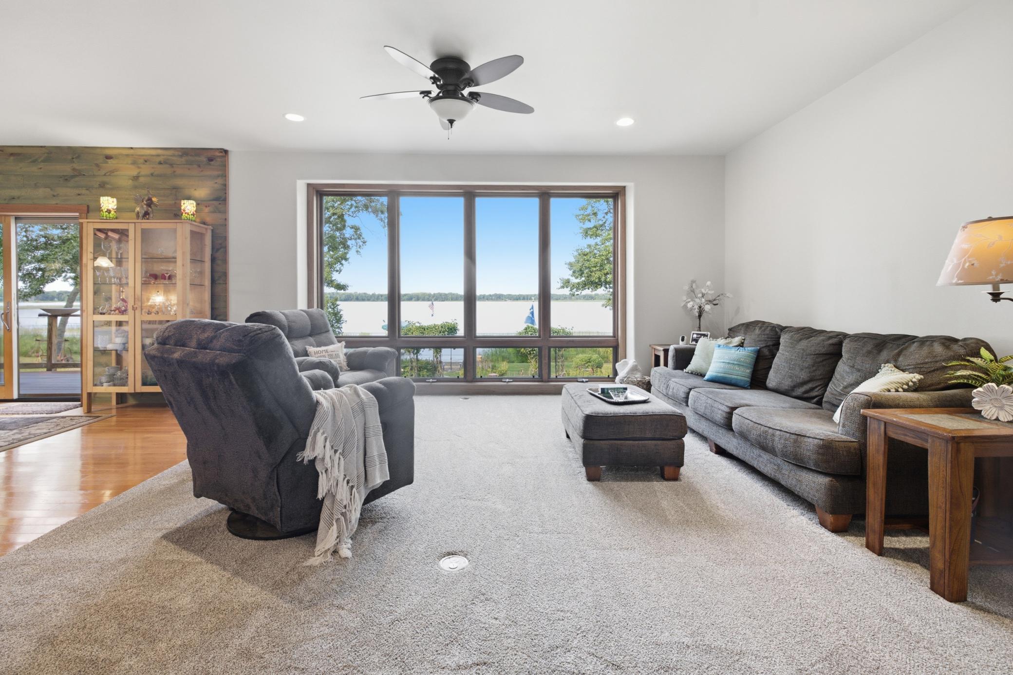 15092 Ninebark Drive Property Photo 11