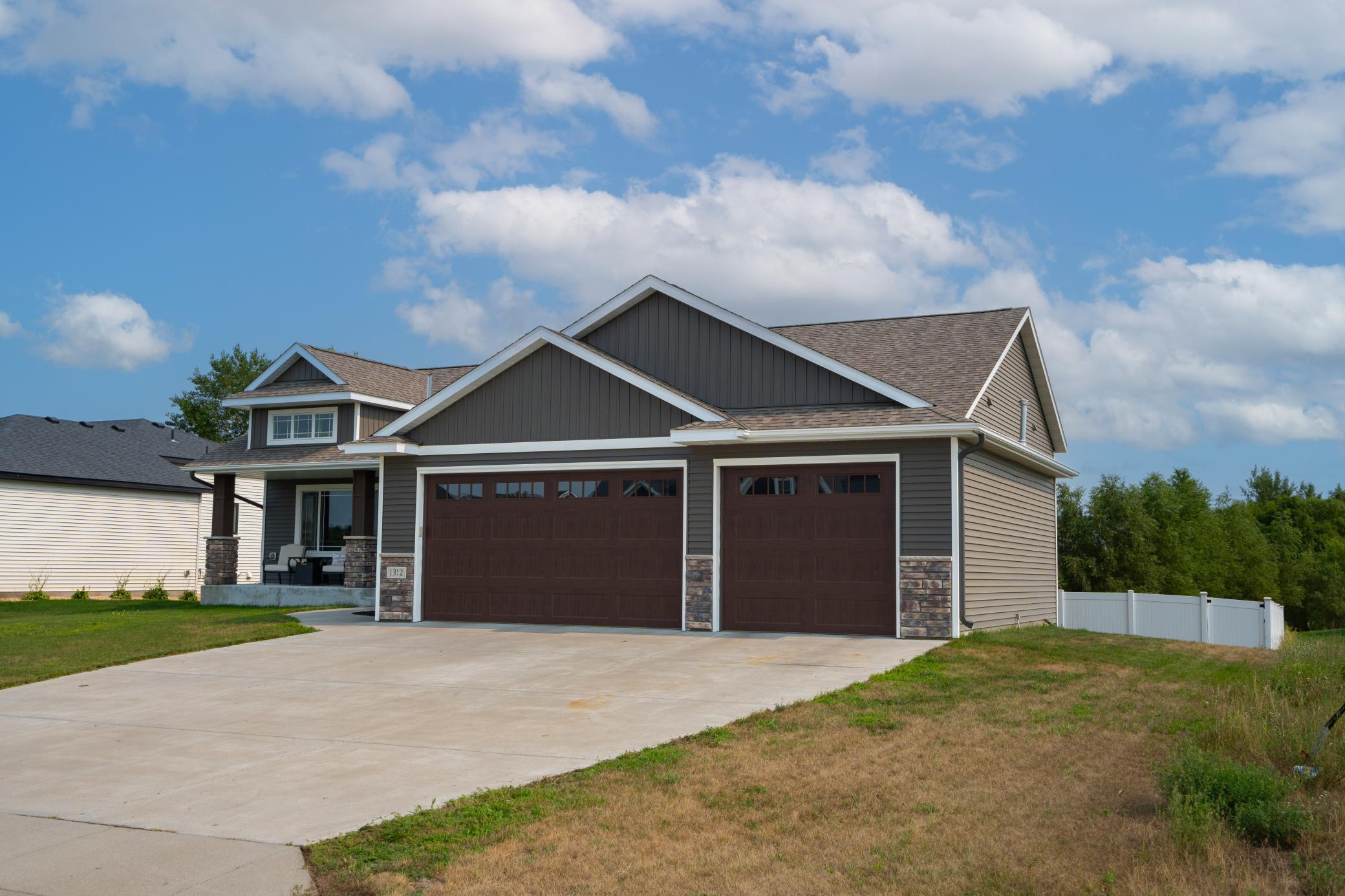 1312 Killdeer Avenue S Property Photo 28