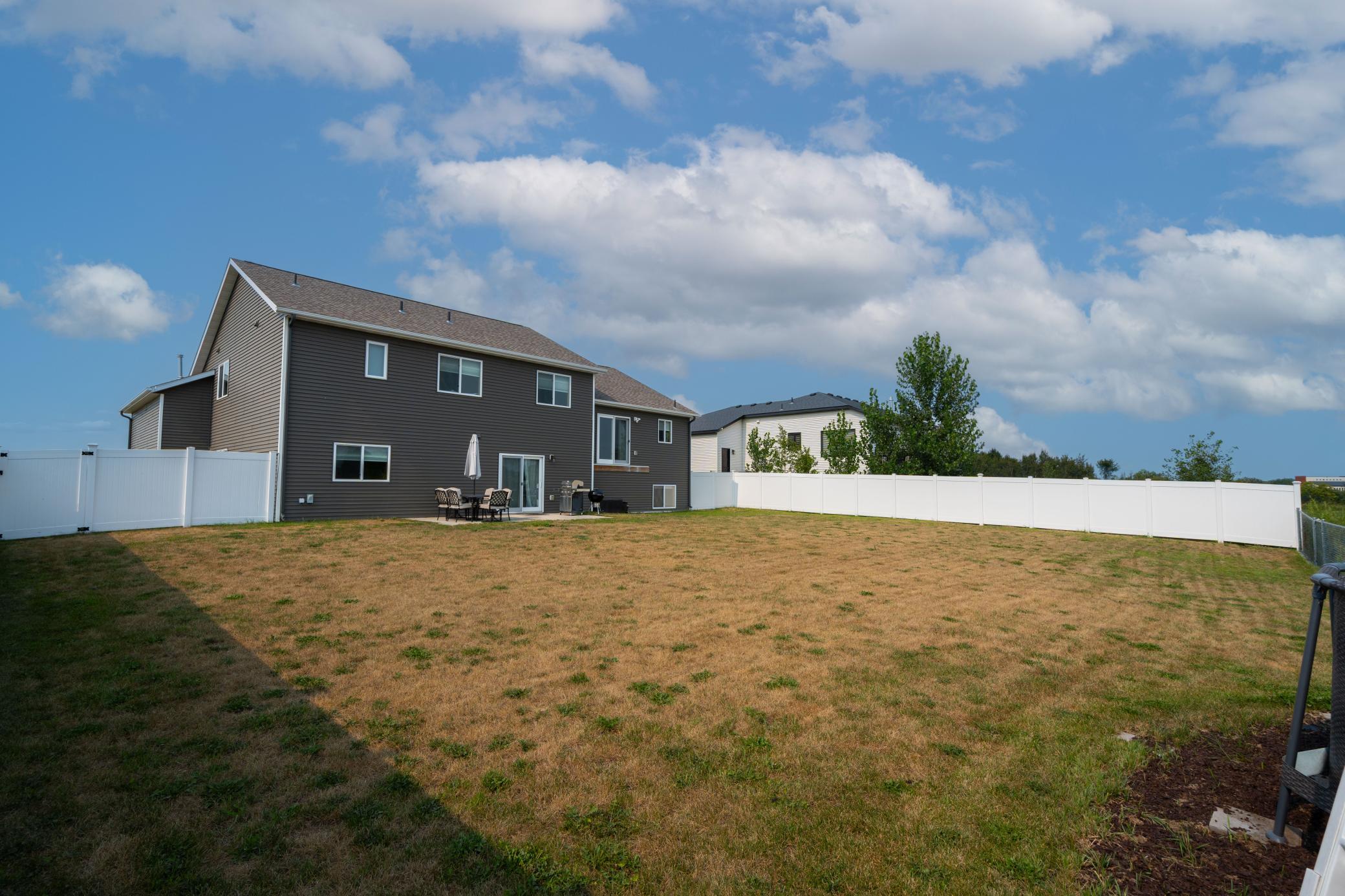 1312 Killdeer Avenue S Property Photo 30