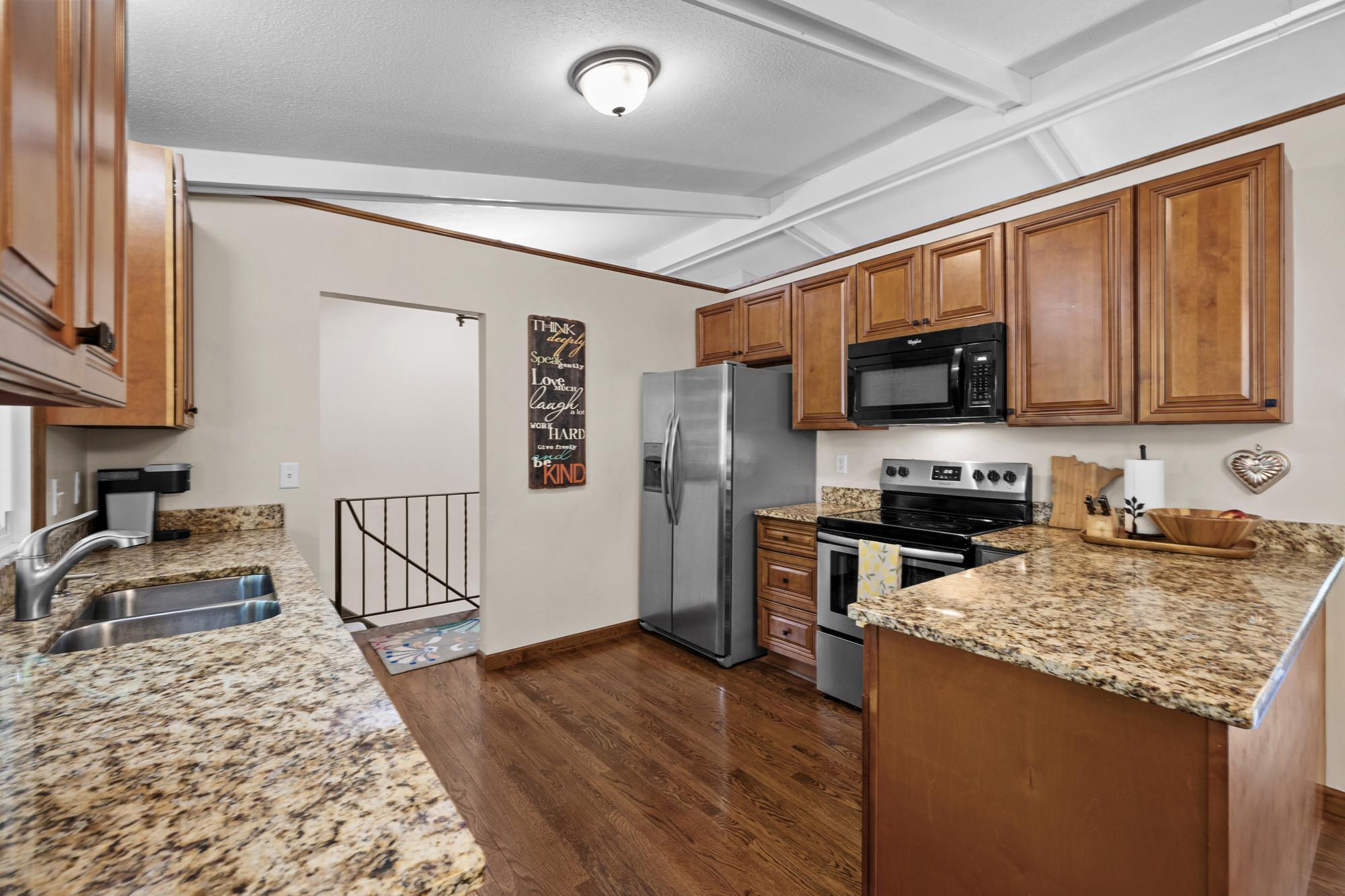 7835 Berkshire Lane N Property Photo 14