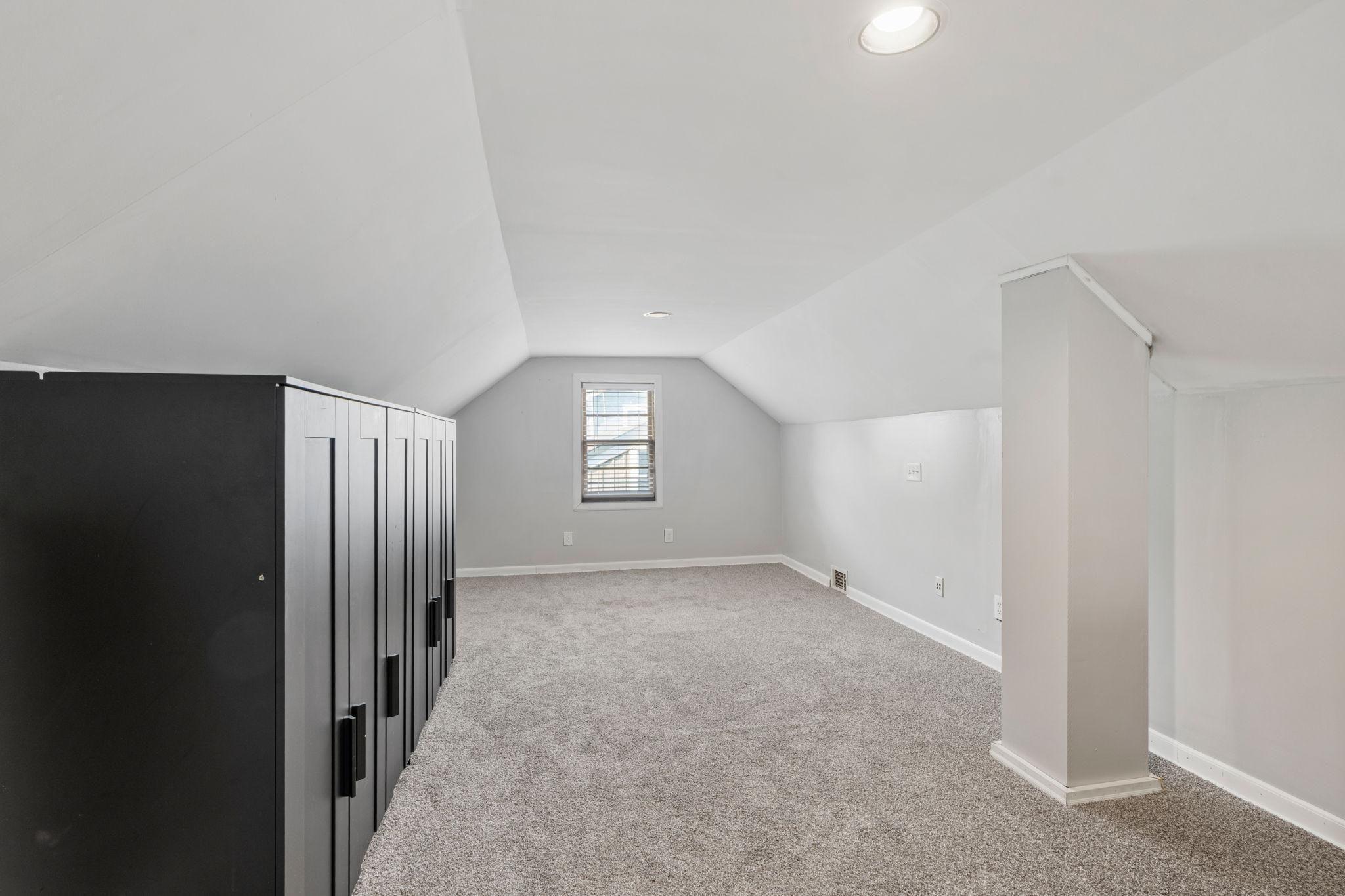 7041 Garfield Avenue Property Photo 25