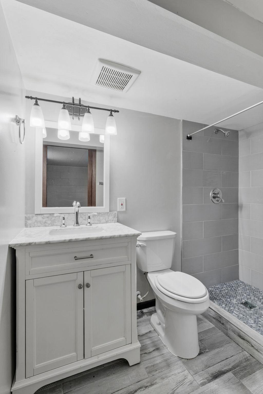 7041 Garfield Avenue Property Photo 33