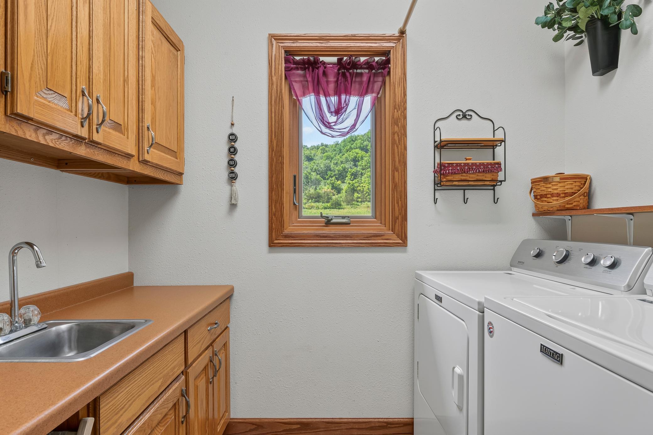 42112 State Highway 30 Property Photo 35