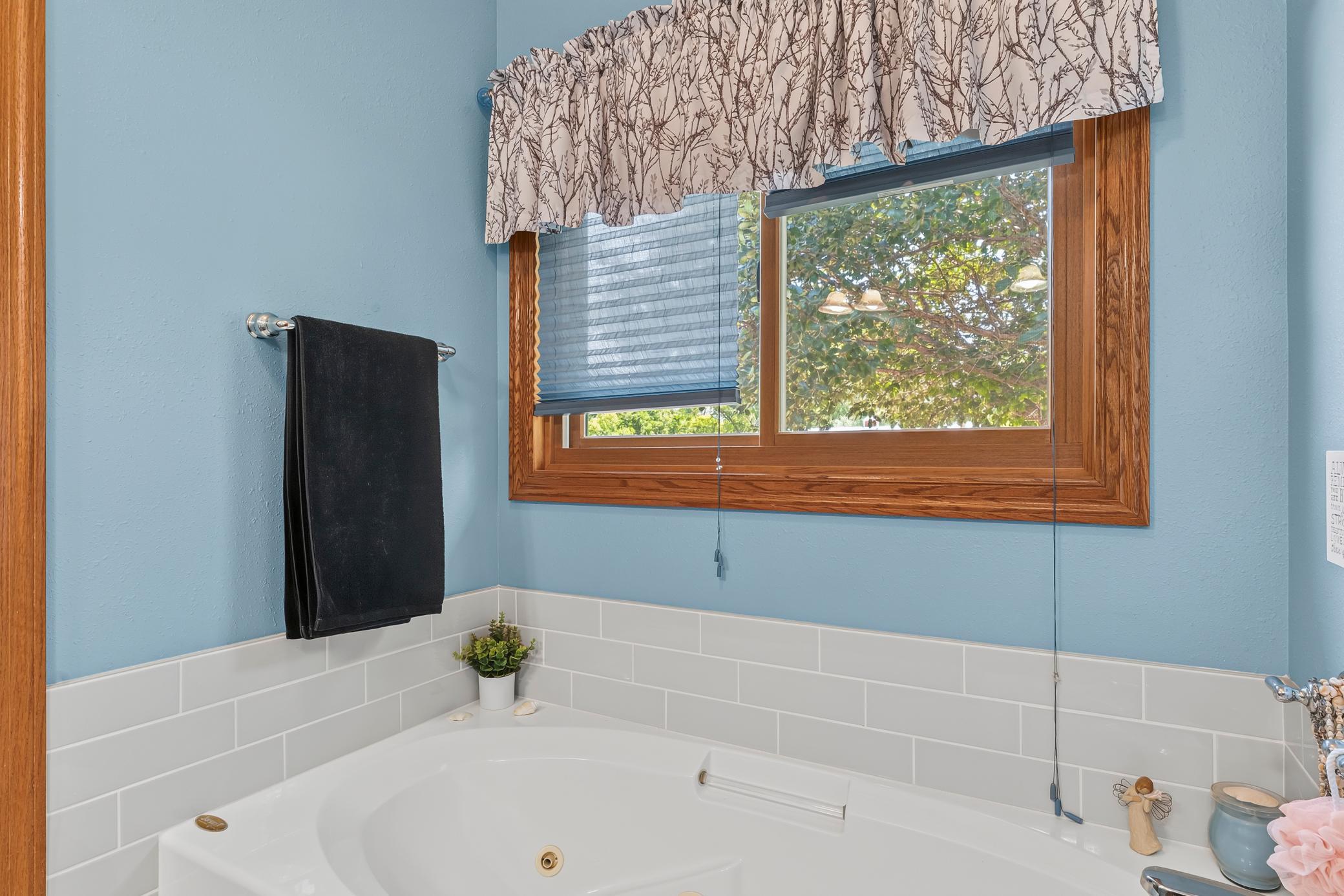 42112 State Highway 30 Property Photo 37
