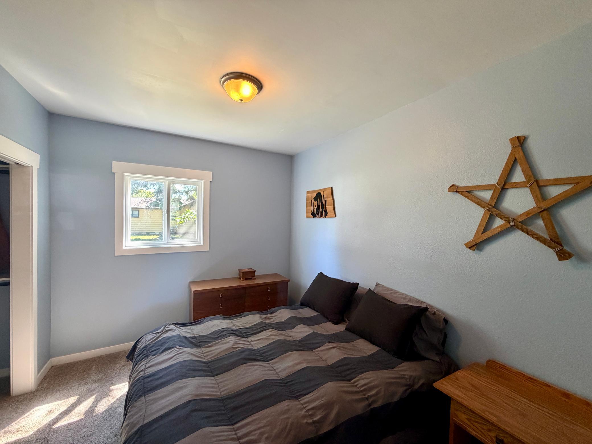 251 3rd Avenue N Property Photo 13