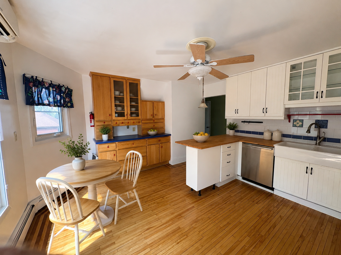1604 Elliot Avenue Property Photo 4