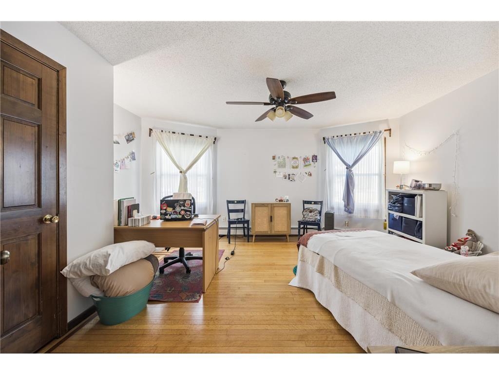 1604 Elliot Avenue Property Photo 23