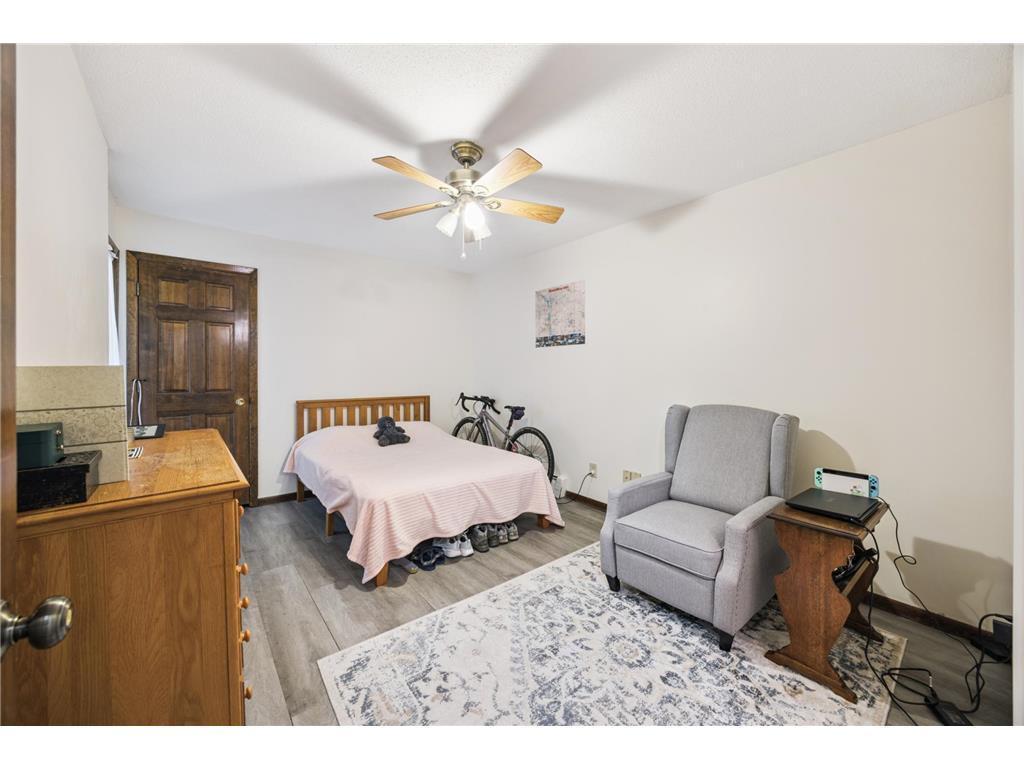 1604 Elliot Avenue Property Photo 25