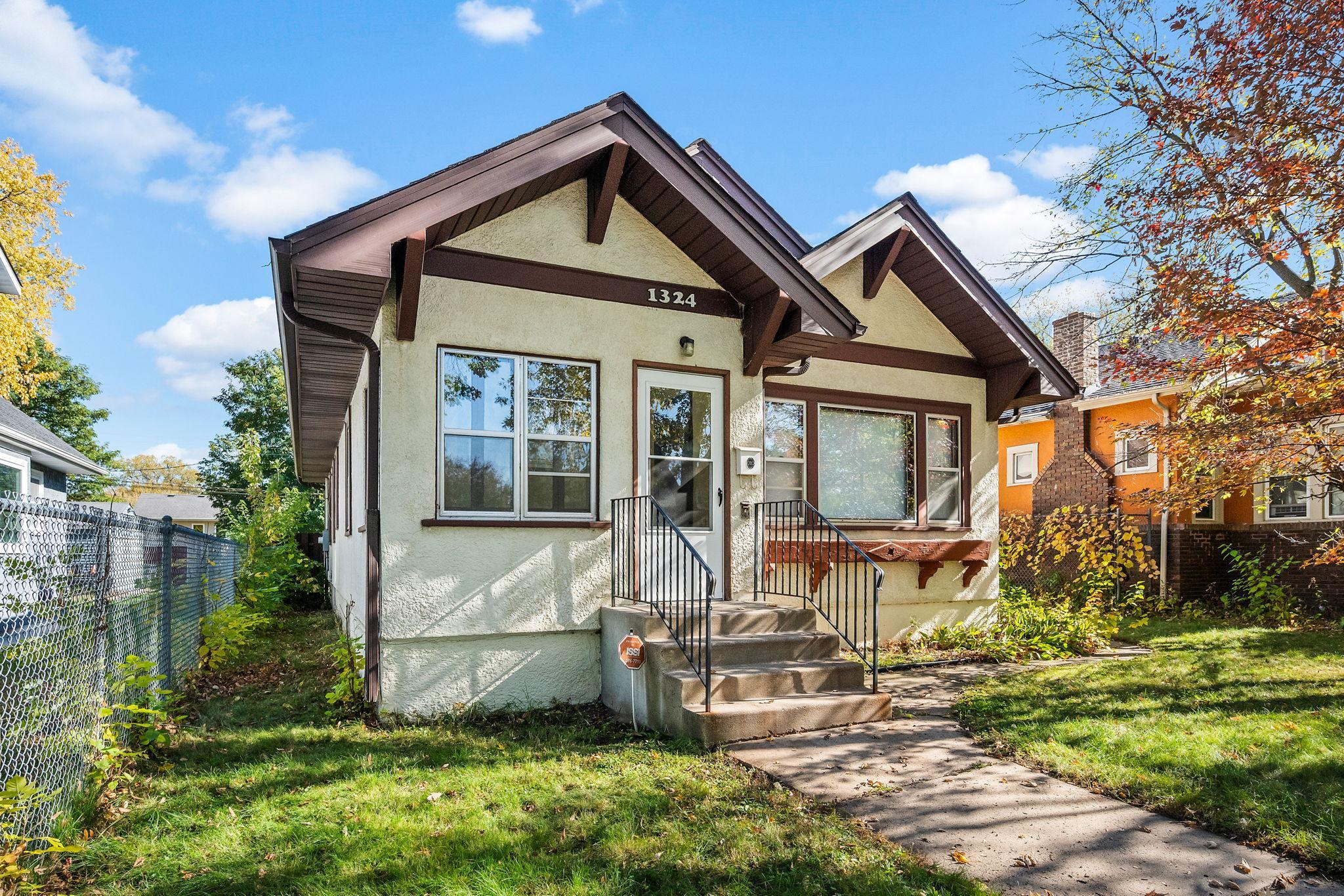 1324 Upton Avenue N Property Photo 2