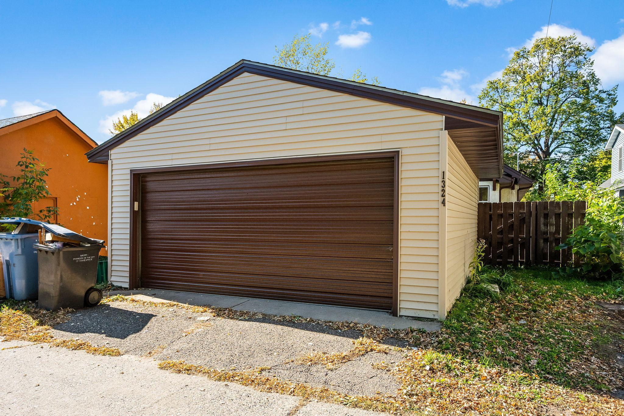 1324 Upton Avenue N Property Photo 21