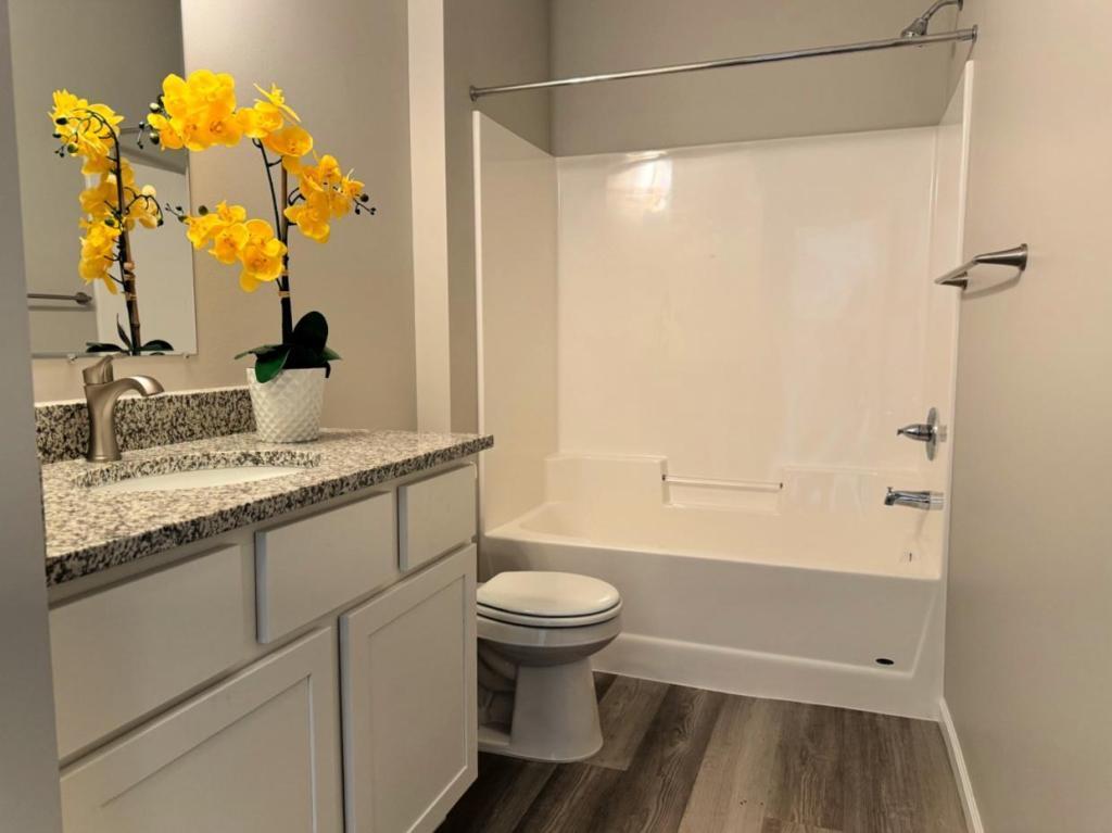 4907 Evergreen Drive N Property Photo 14