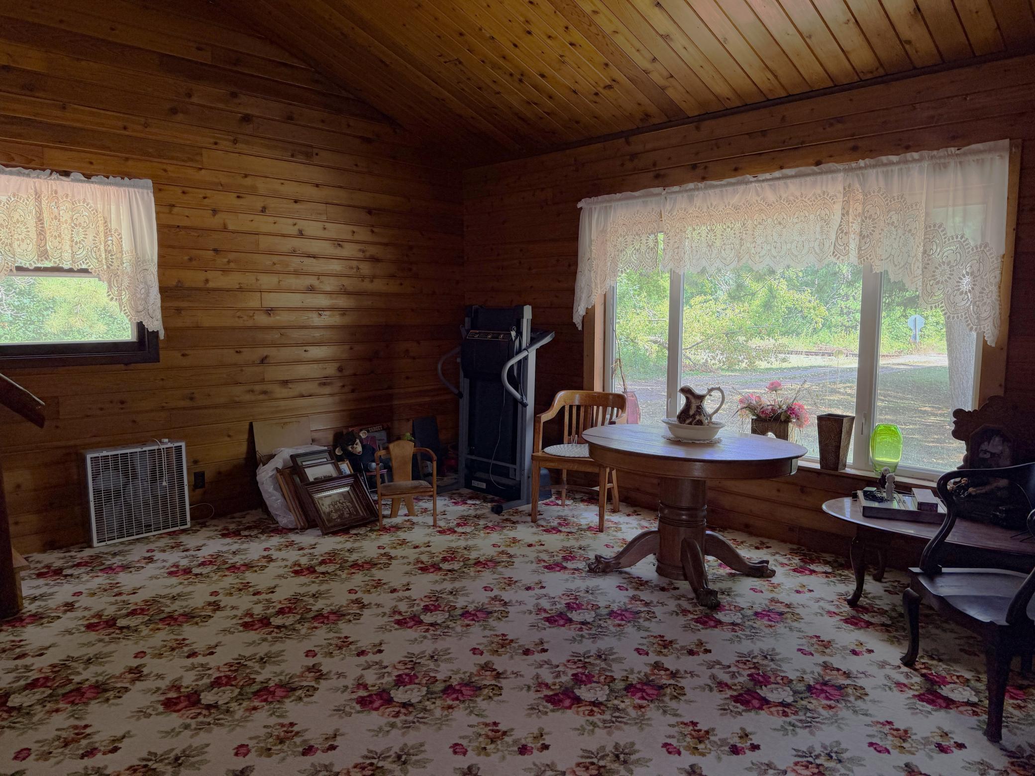 54592 Forest Boulevard Property Photo 11
