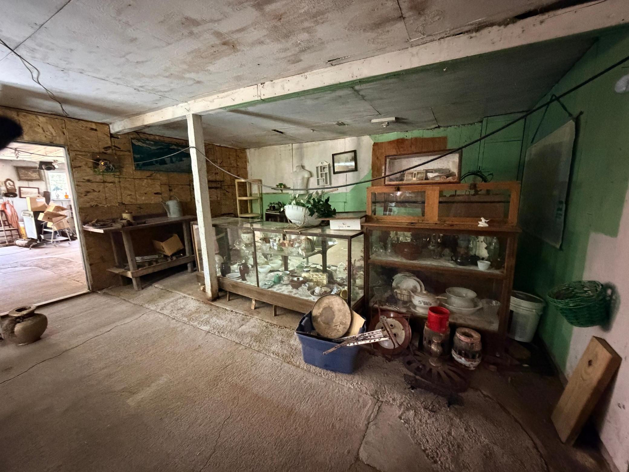 54592 Forest Boulevard Property Photo 42