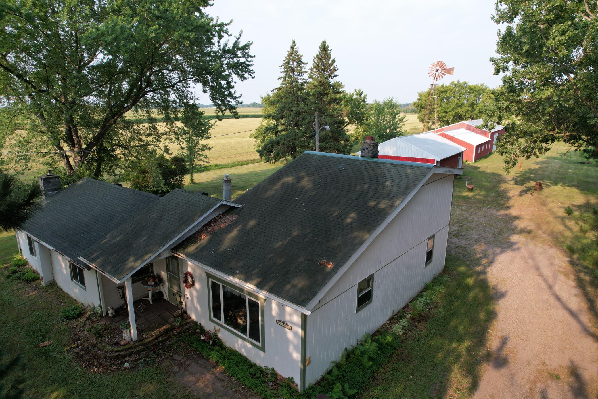 54592 Forest Boulevard Property Photo 44