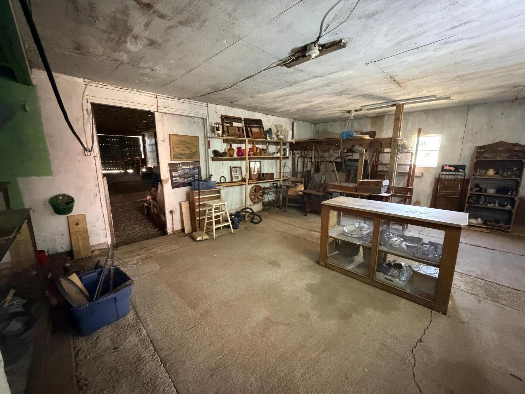 54592 Forest Boulevard Property Photo 45